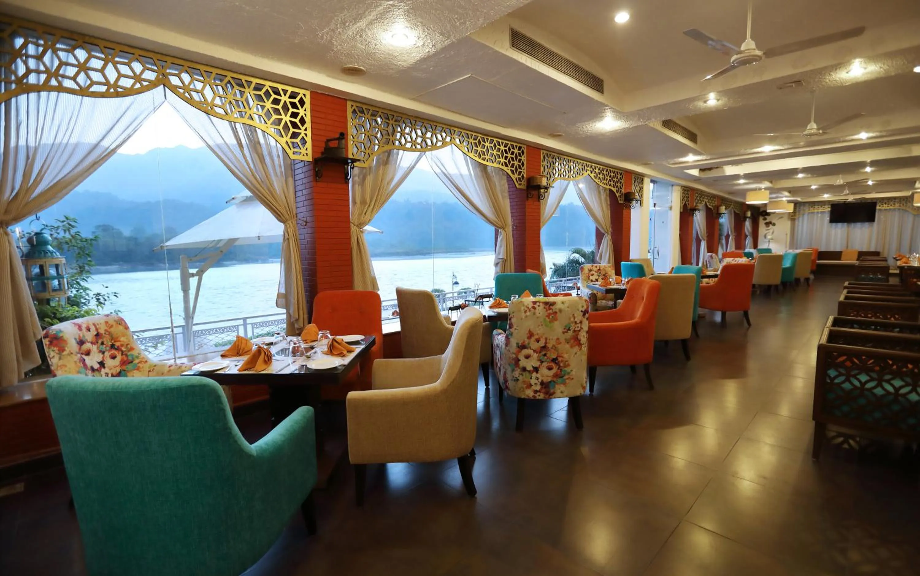 Restaurant/places to eat in GANGA KINARE- A Riverside Boutique Resort, Rishikesh