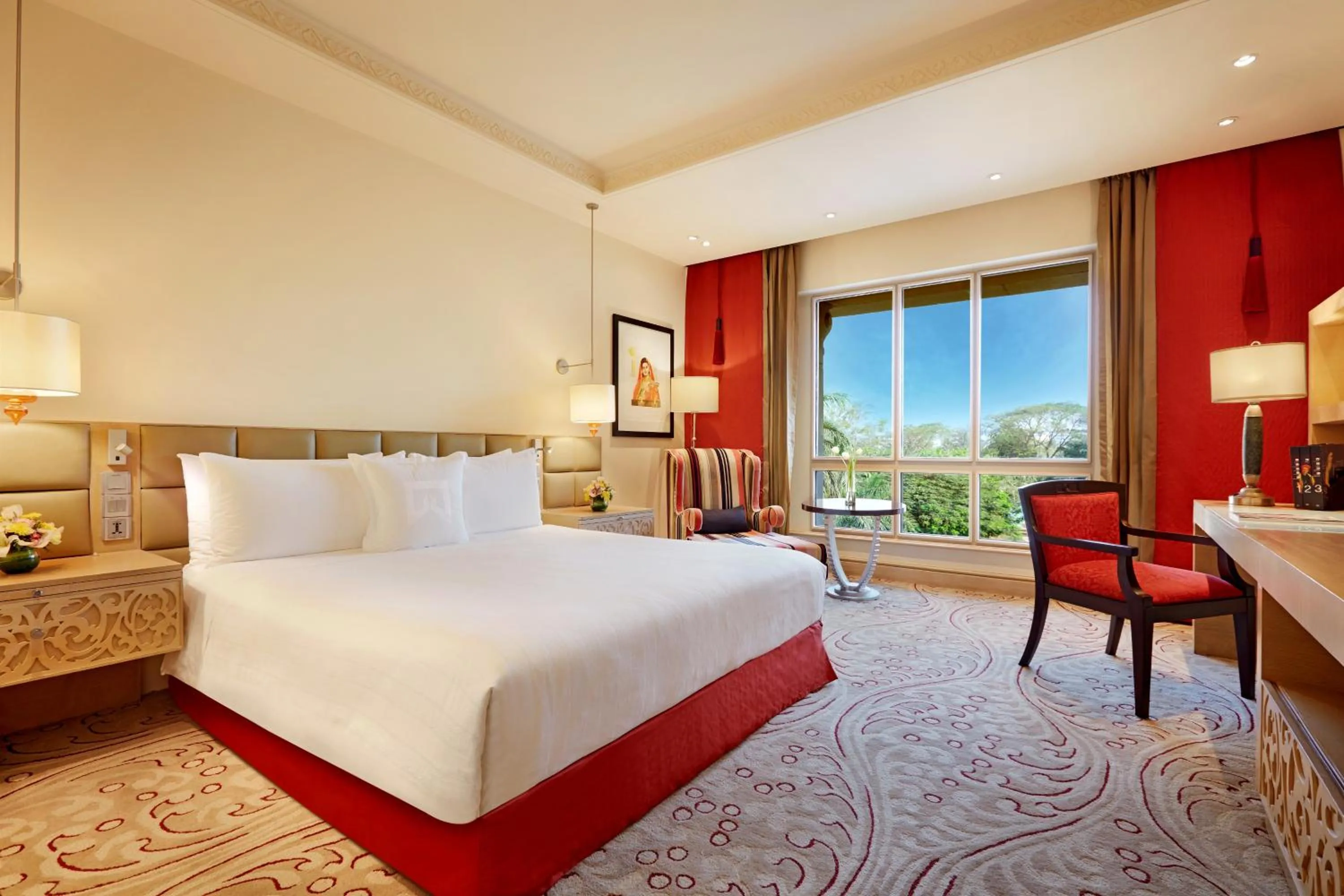 Bed in ITC Maratha, a Luxury Collection Hotel, Mumbai