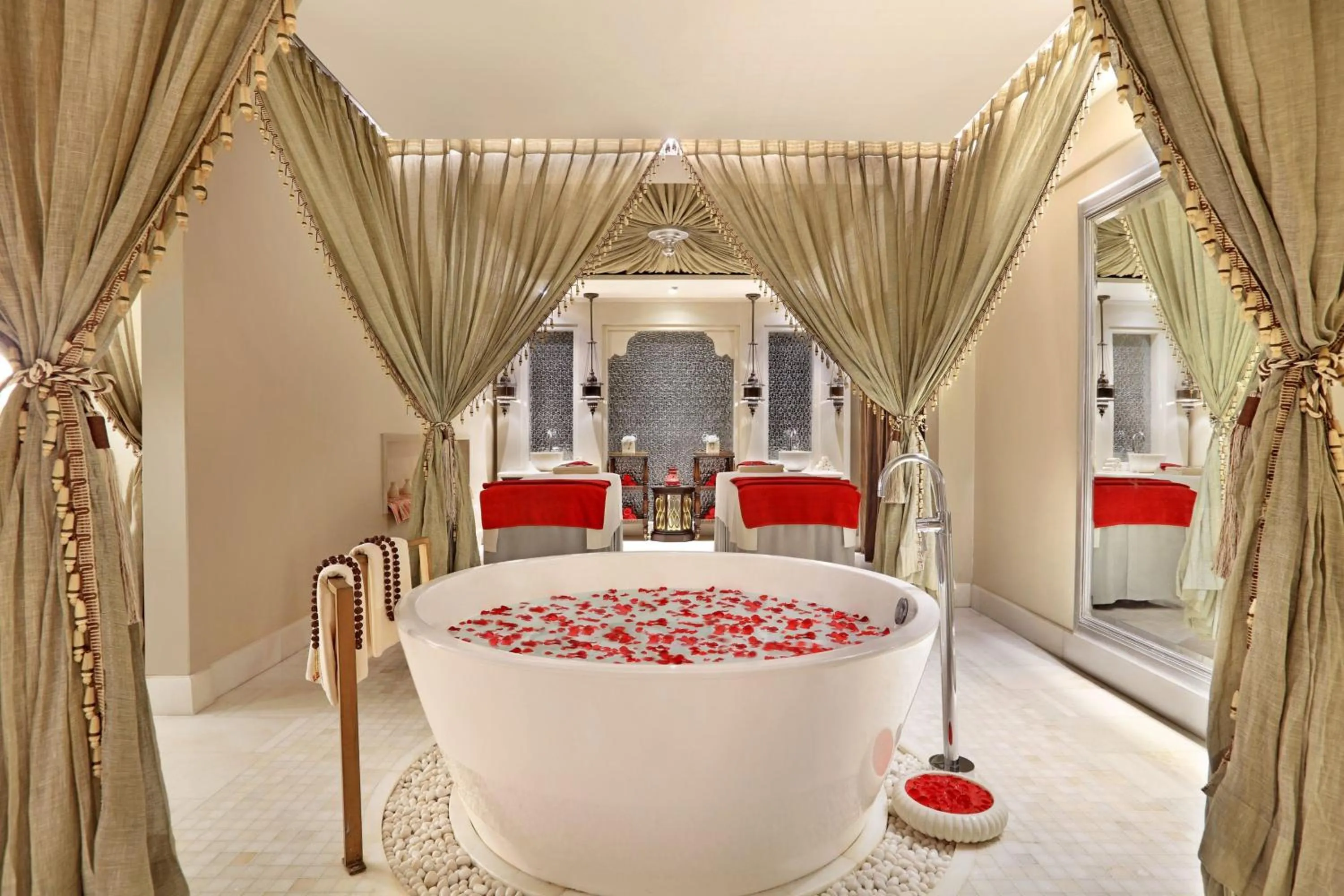 Spa and wellness centre/facilities in ITC Maratha, a Luxury Collection Hotel, Mumbai