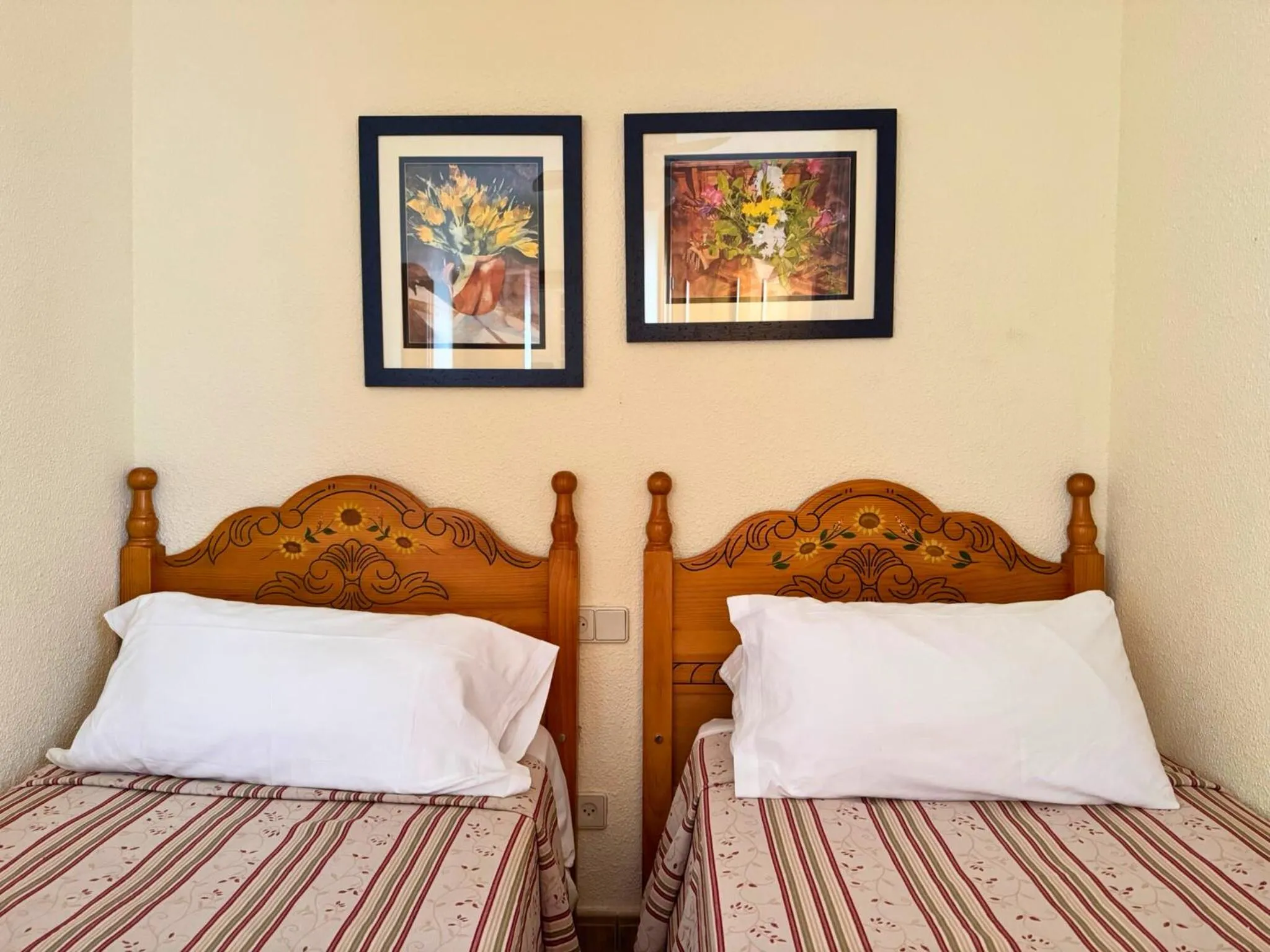 Bedroom, Bed in Fairways Club