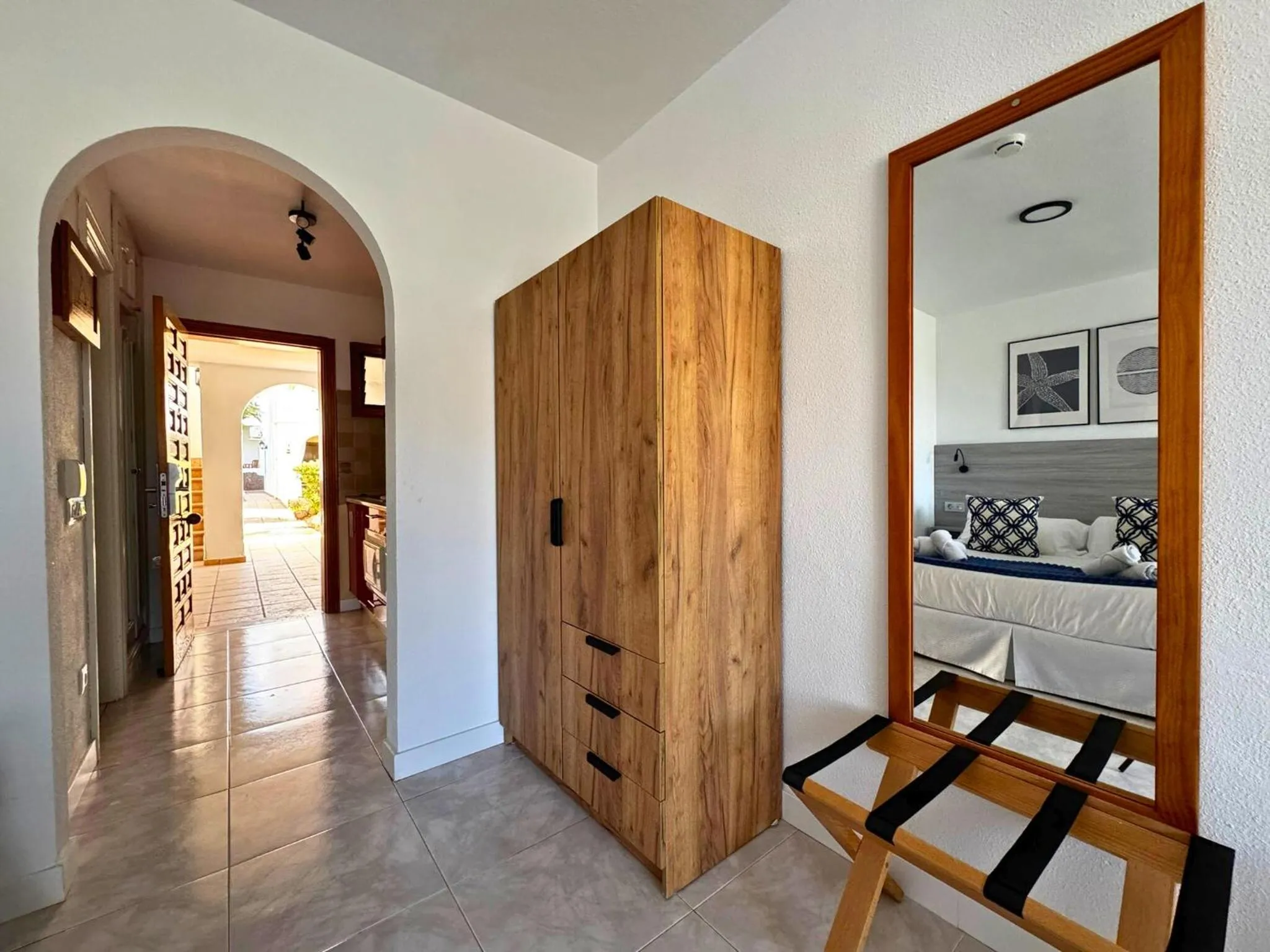 wardrobe in Fairways Club