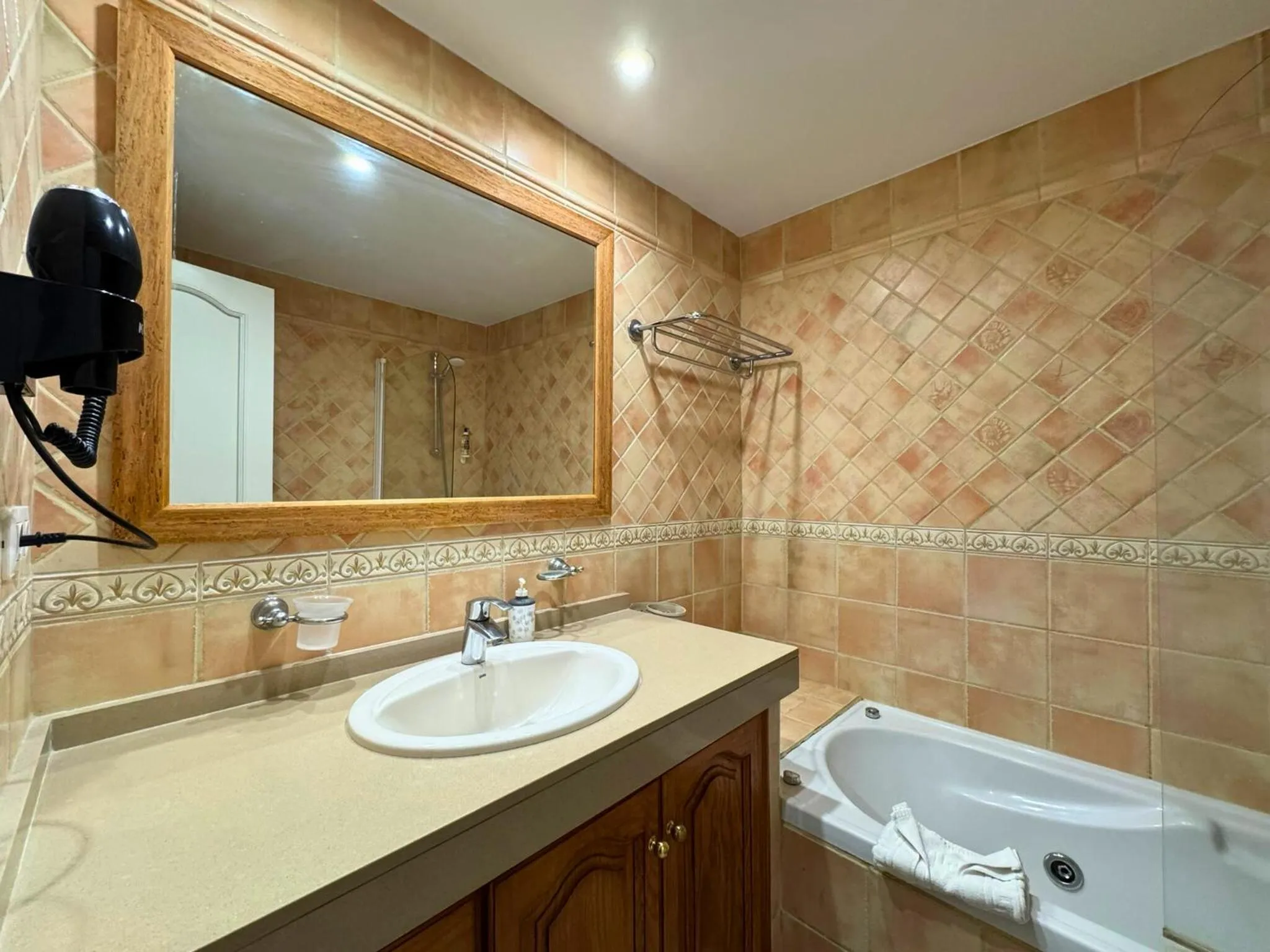 Shower in Fairways Club