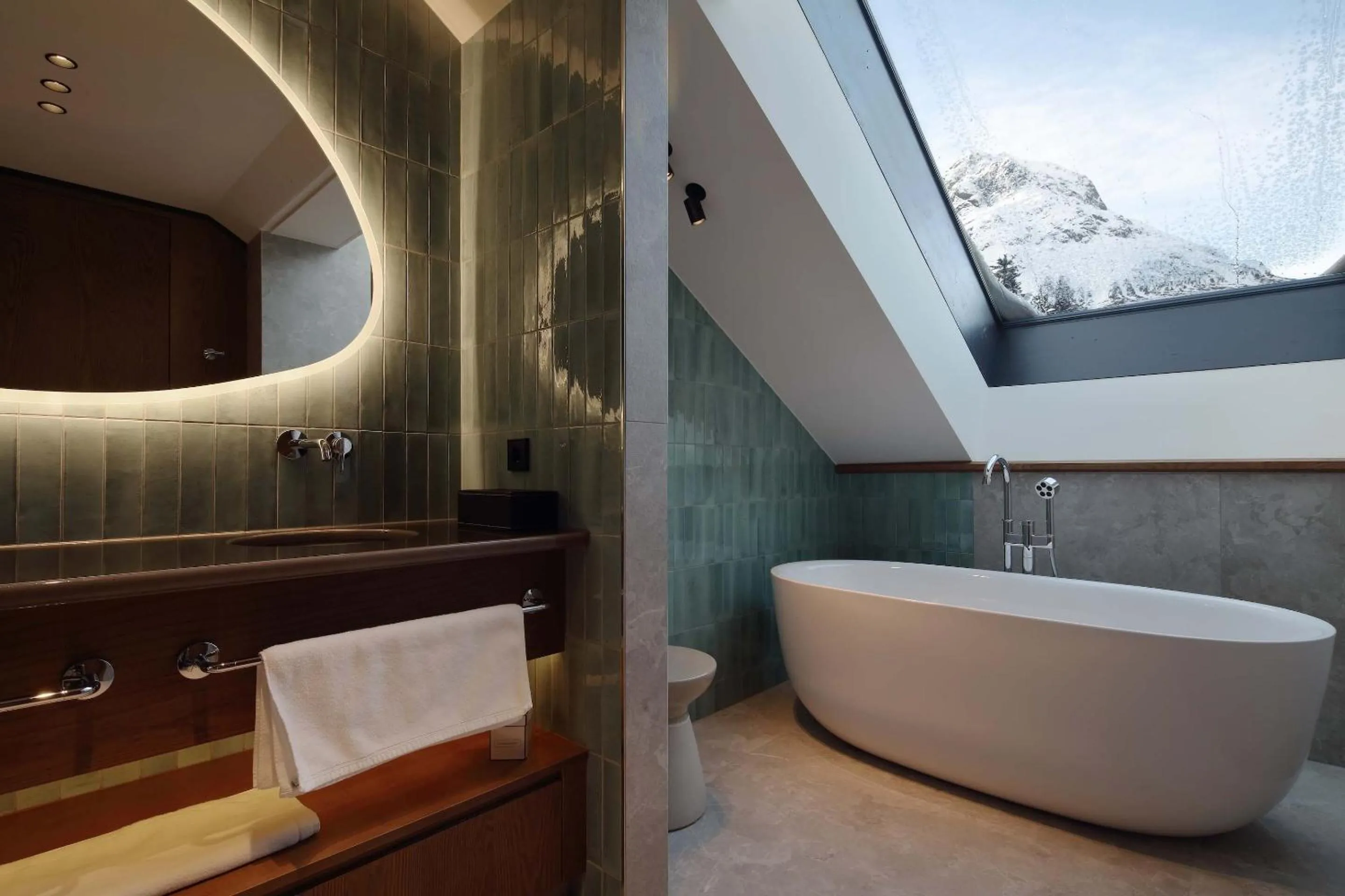 Bathroom in NEW Hotel Kristberg in Lech - new opening since December 2025