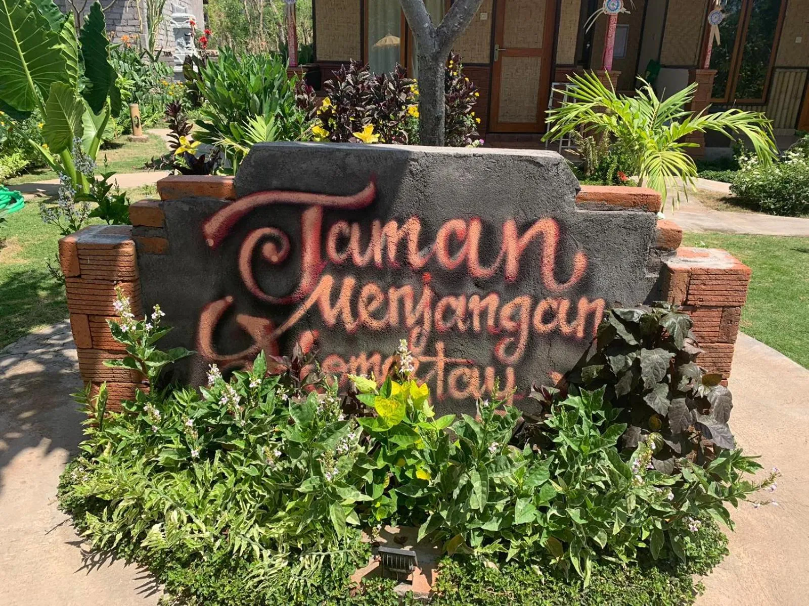 Property logo or sign in Taman Menjangan by SnorkelingMenjangan