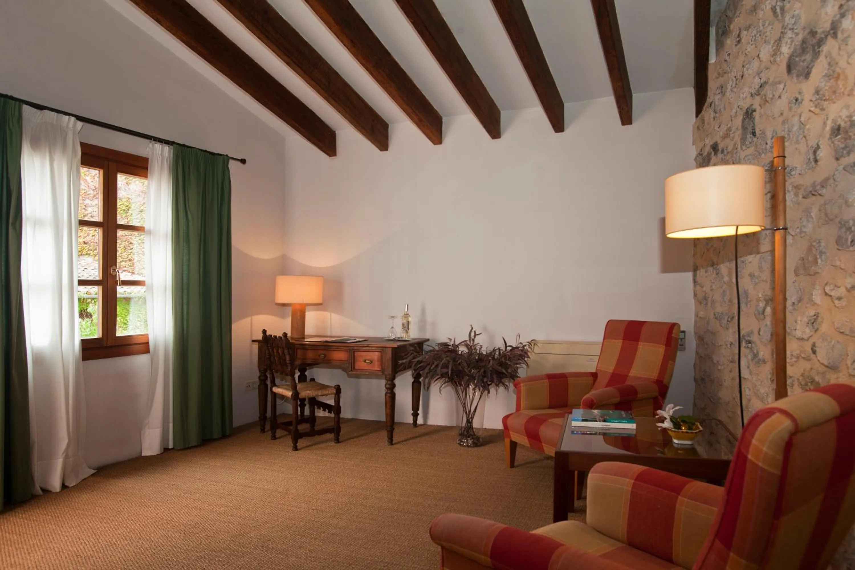 Living room in Hotel Can Moragues