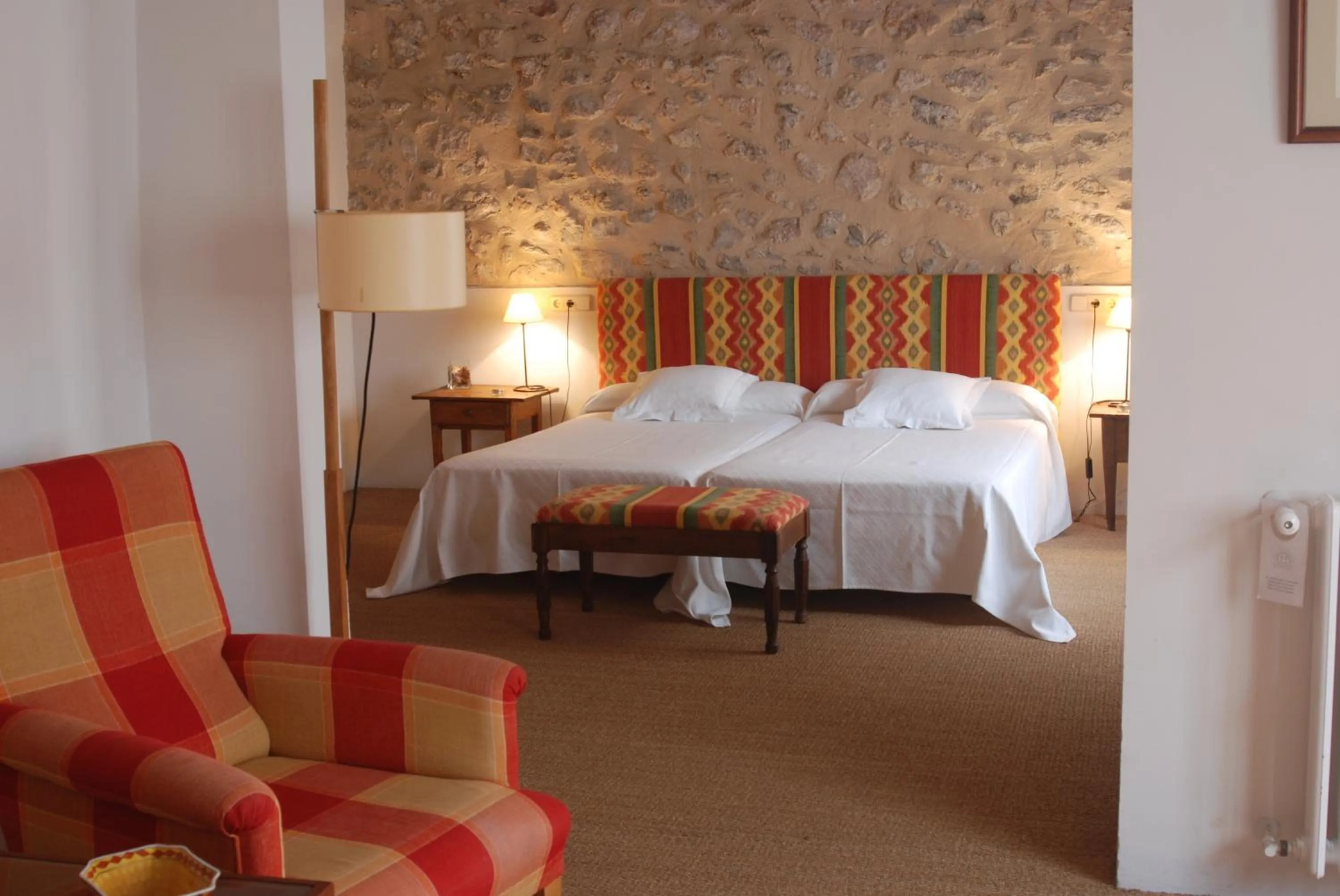 Bedroom, Bed in Hotel Can Moragues