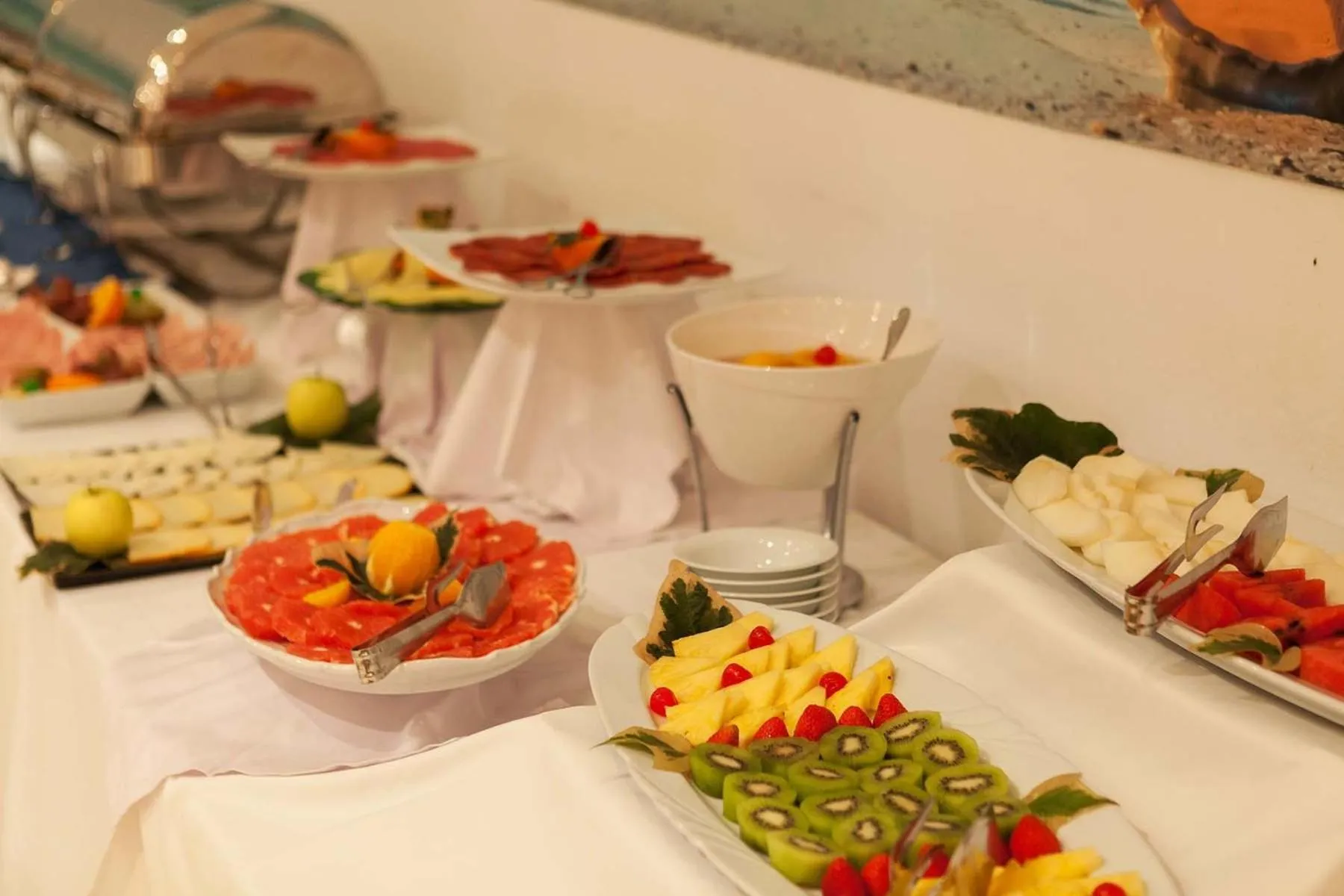 Food and drinks in Hotel Capri