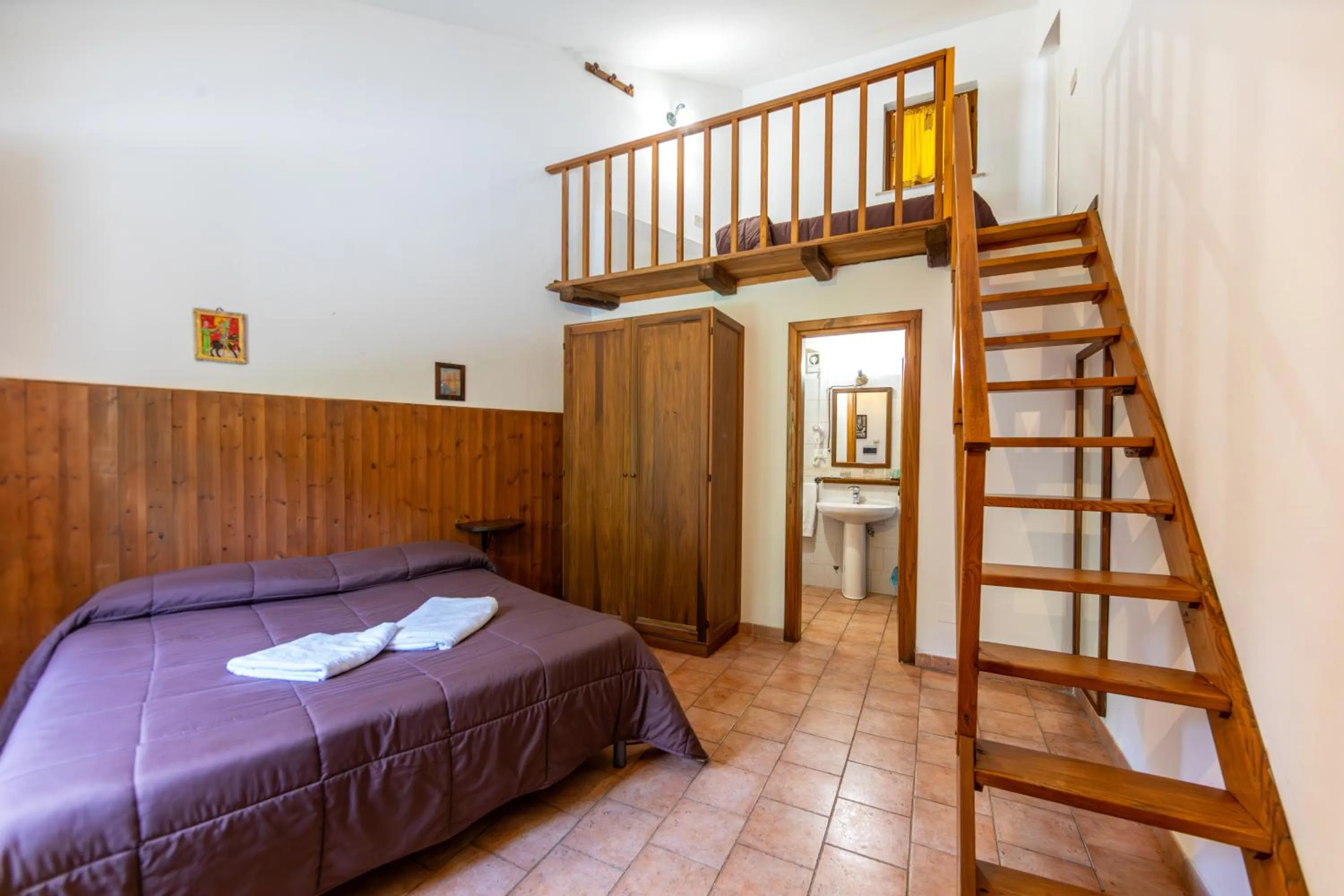 Bed in Agriturismo La Ferrera