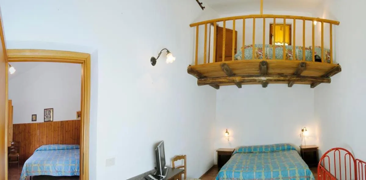 Bed in Agriturismo La Ferrera