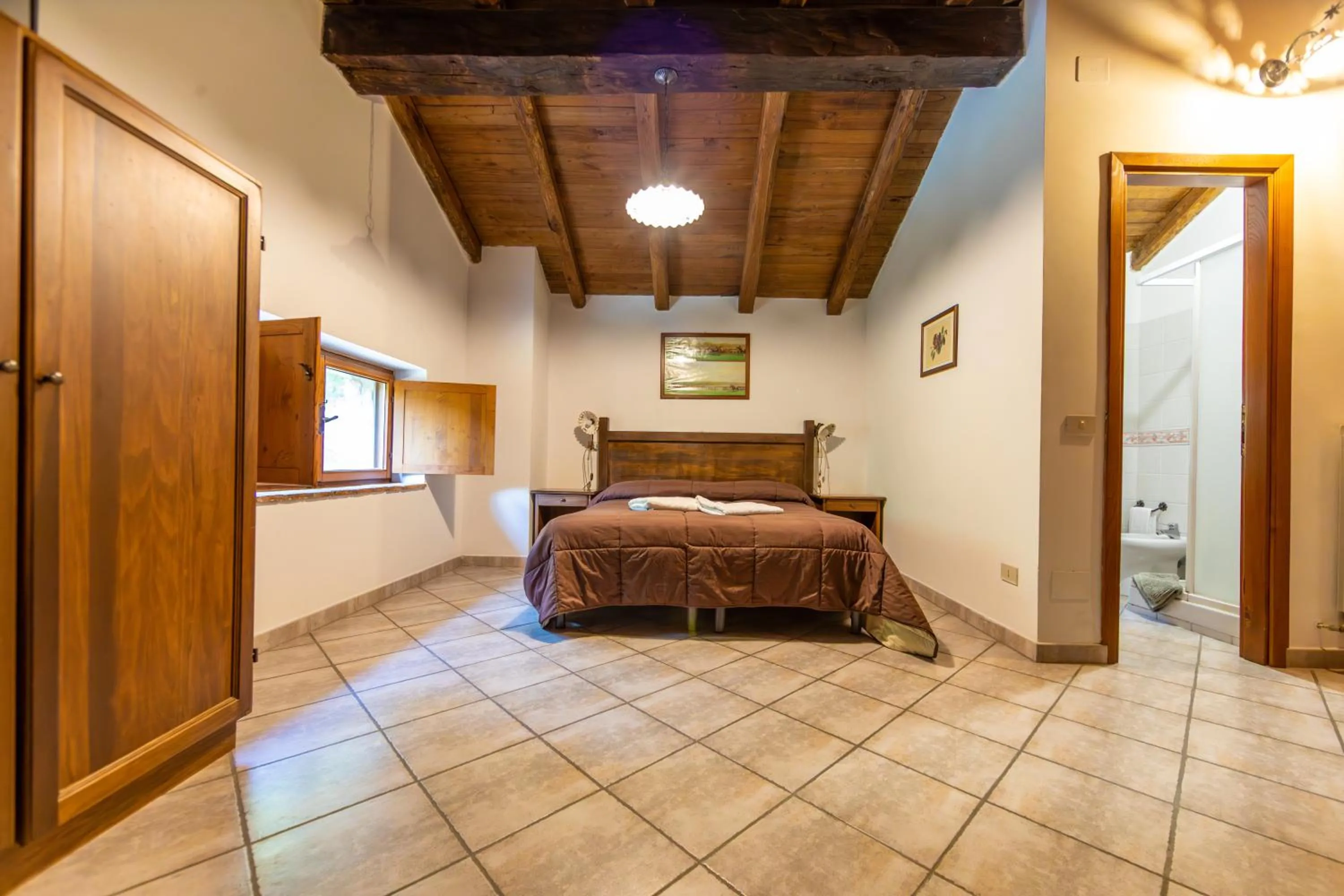 Bed in Agriturismo La Ferrera