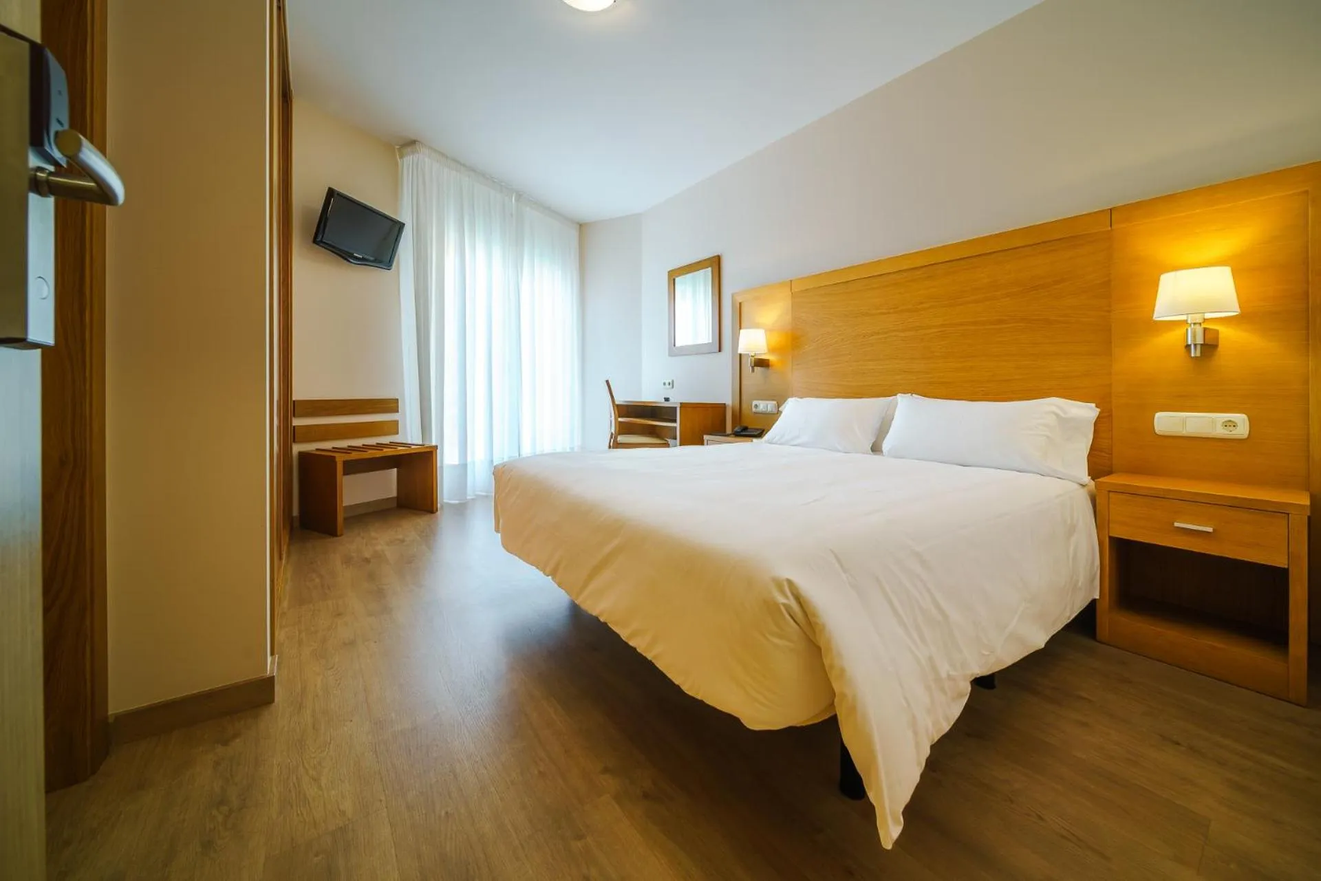 Bed in Hotel El Puente