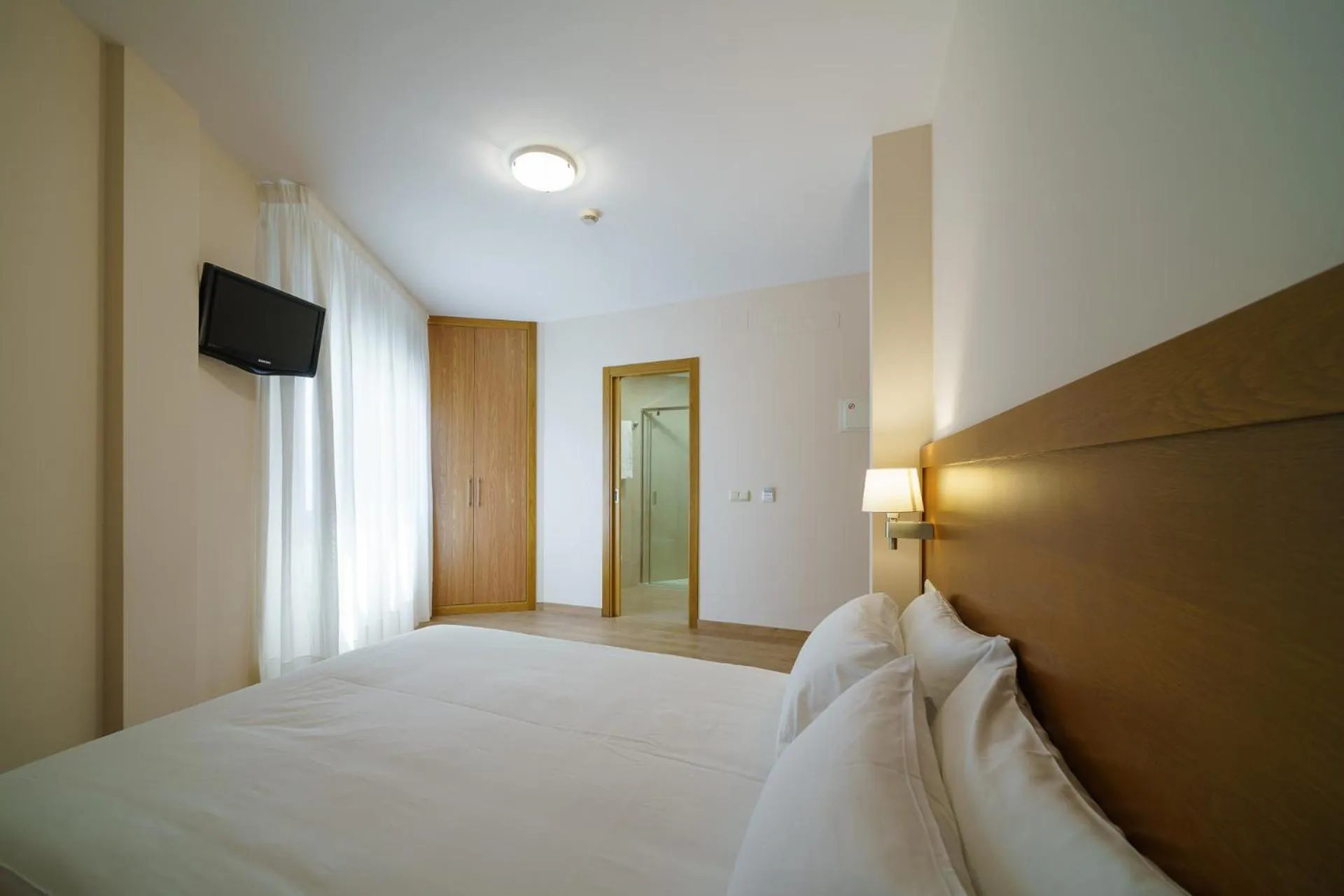 Bed in Hotel El Puente