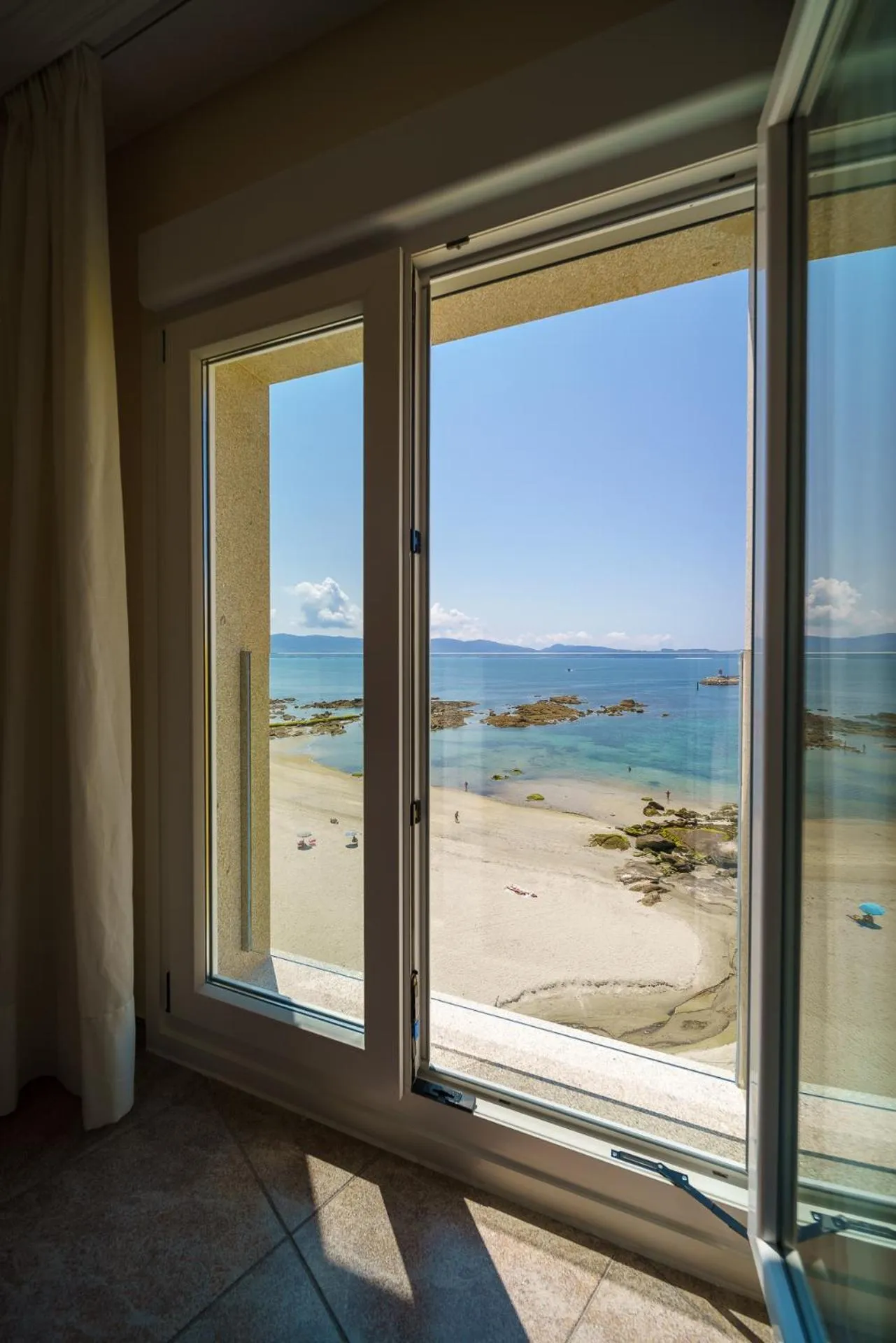 Beach in Hotel El Puente