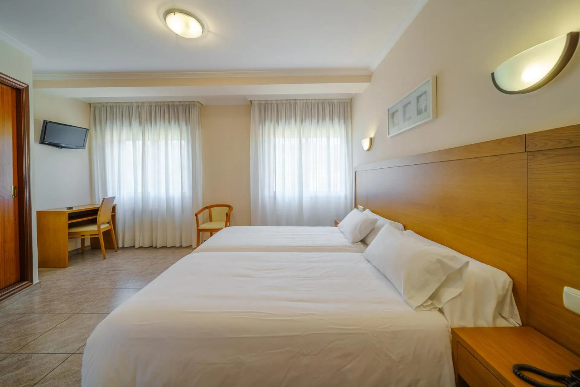 Bed in Hotel El Puente