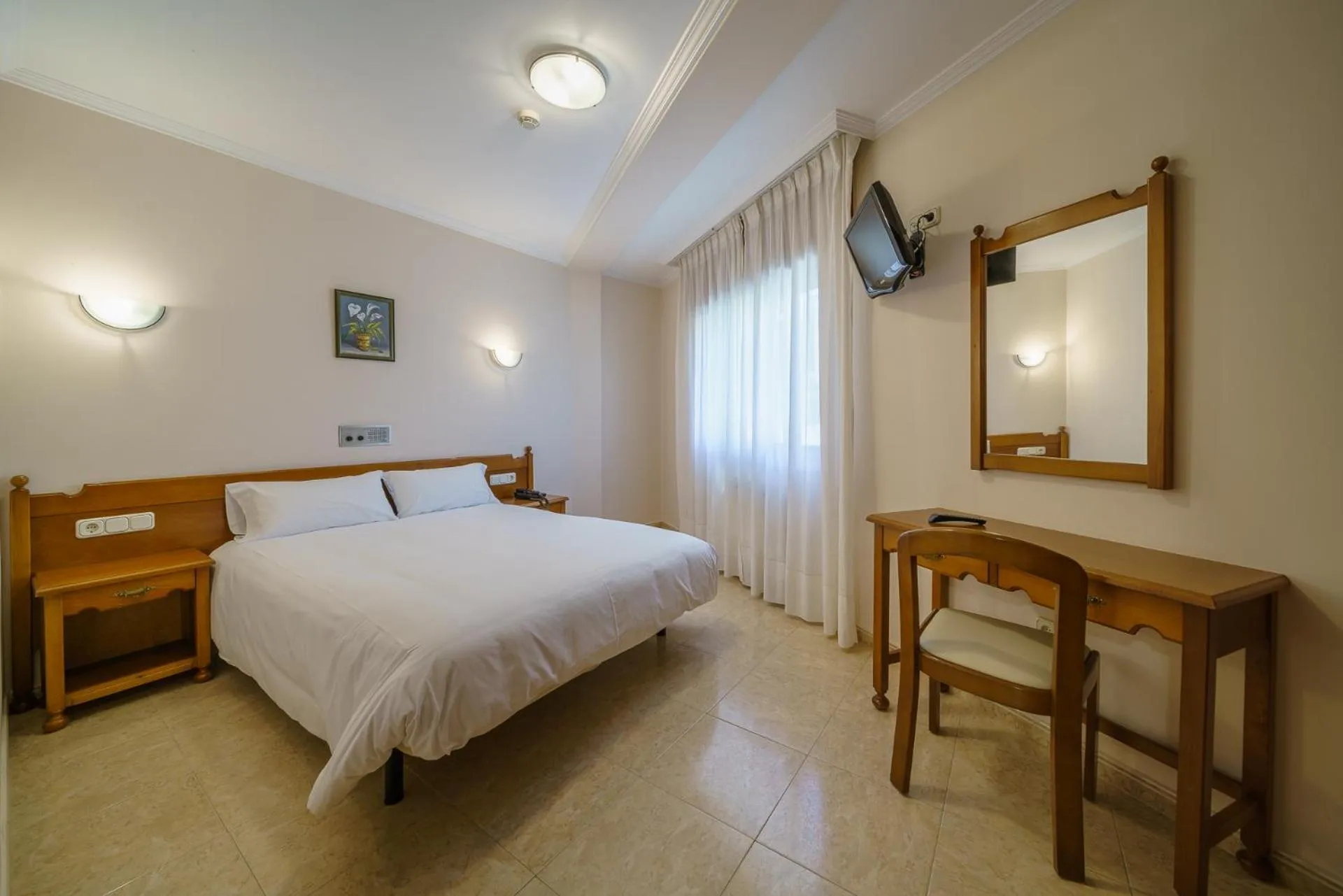 Photo of the whole room, Bed in Hotel El Puente