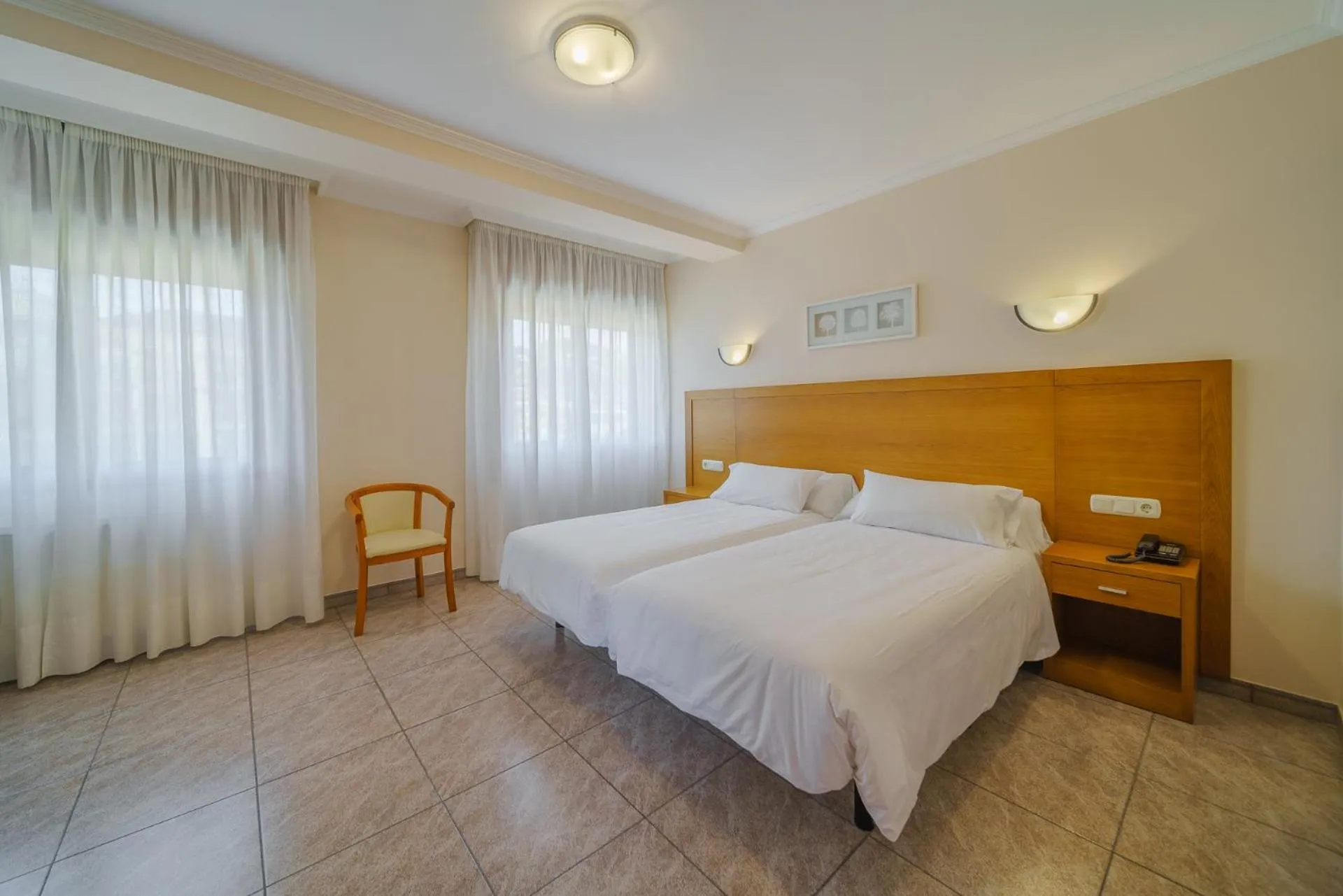 Photo of the whole room, Bed in Hotel El Puente