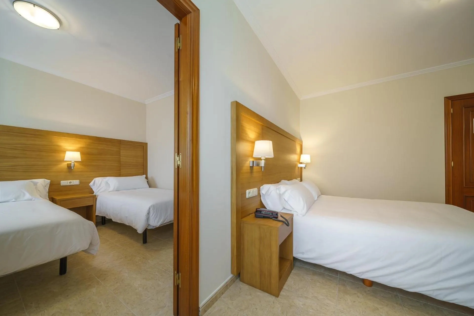 Photo of the whole room, Bed in Hotel El Puente