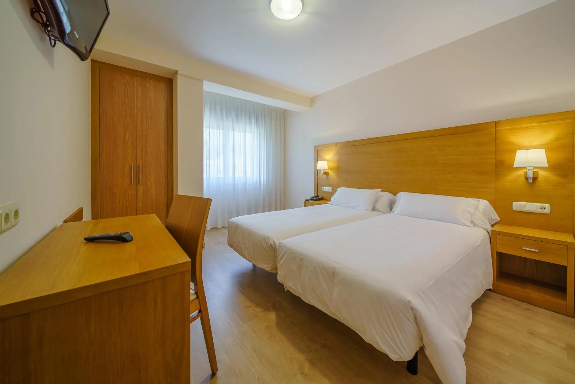 Photo of the whole room, Bed in Hotel El Puente