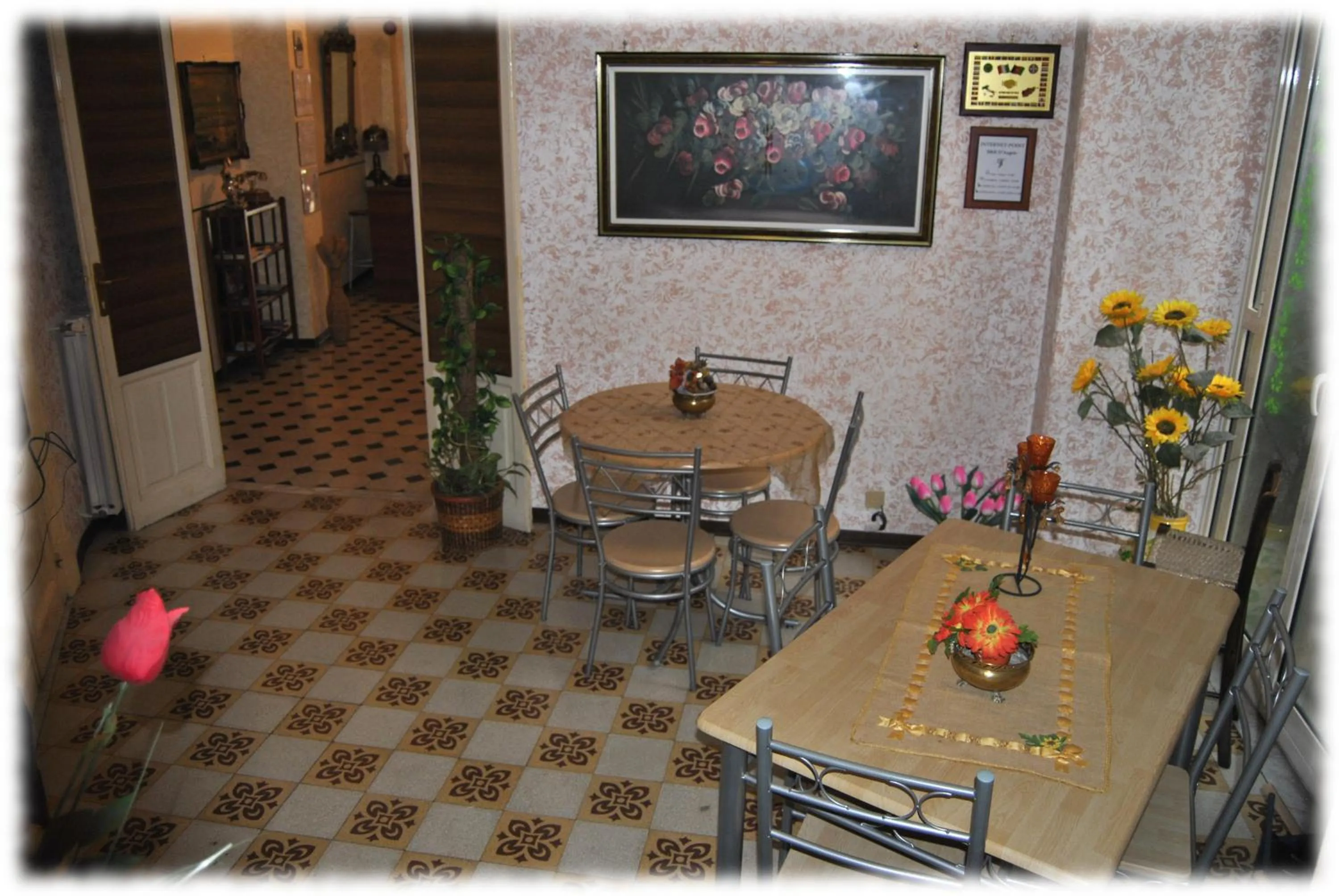 Restaurant/places to eat in Bed and Breakfast D'Angelo