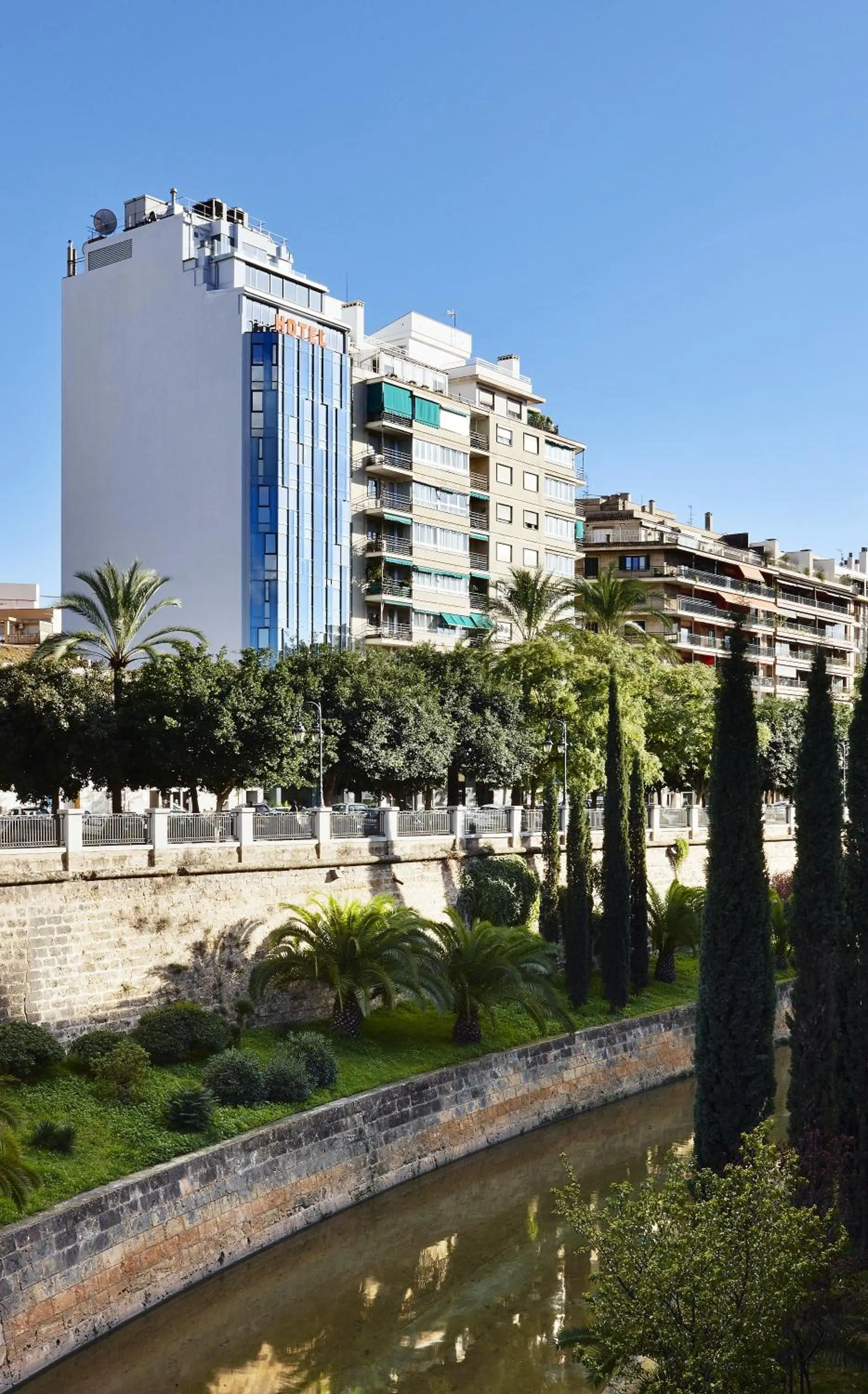 Facade/entrance in Hotel Palladium