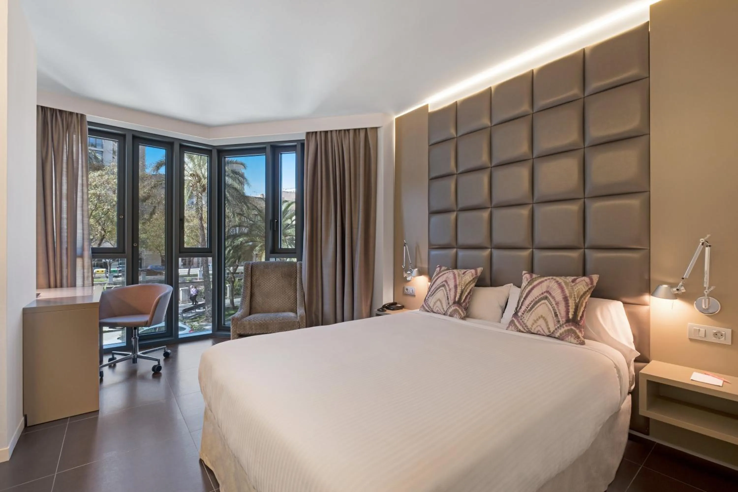 Photo of the whole room, Bed in Hotel Palladium