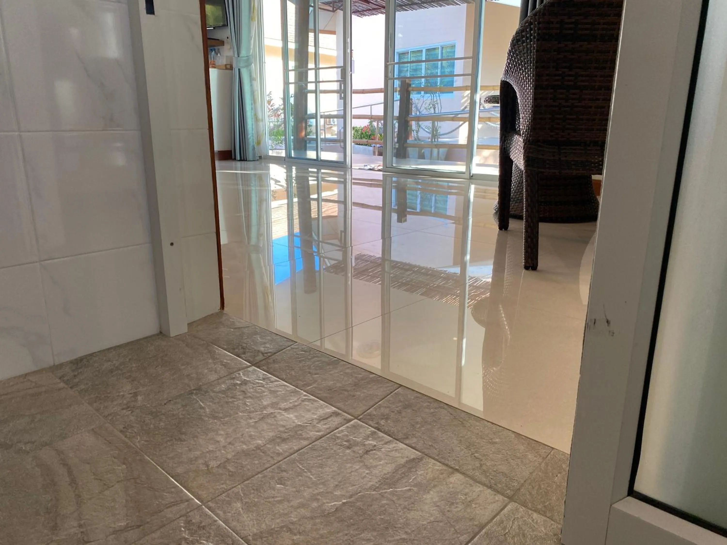 Bathroom in Chang Noi Hua Hin Pranburi fully accessible barrierefrei resort