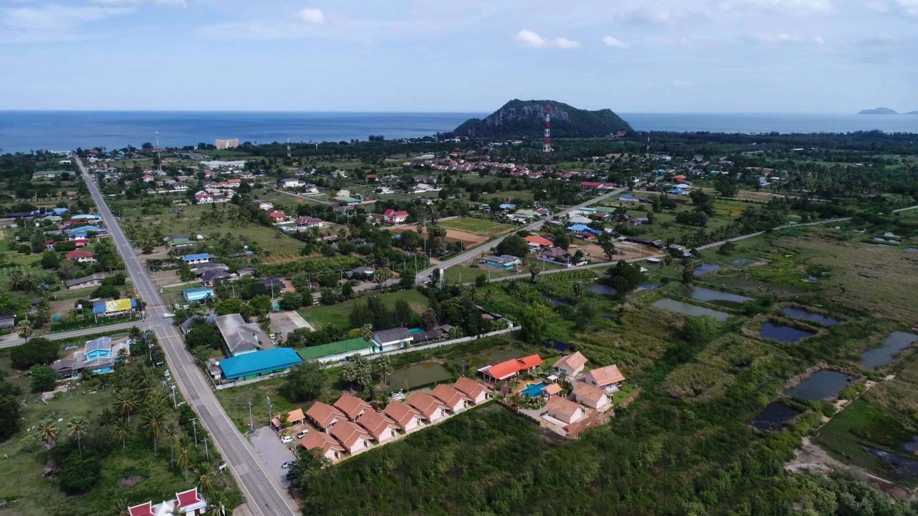 Property building in Chang Noi Hua Hin Pranburi fully accessible barrierefrei resort