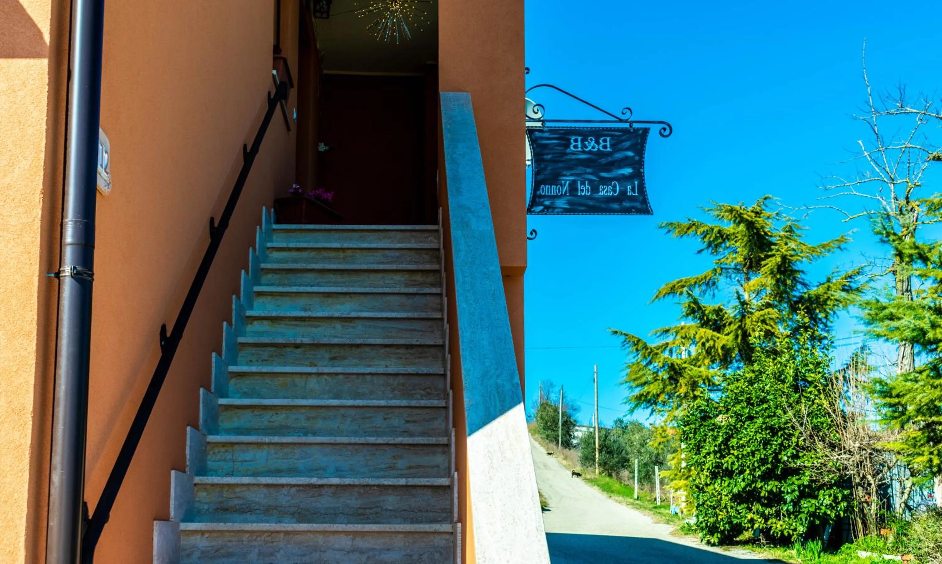 Facade/entrance in La Casa del Nonno