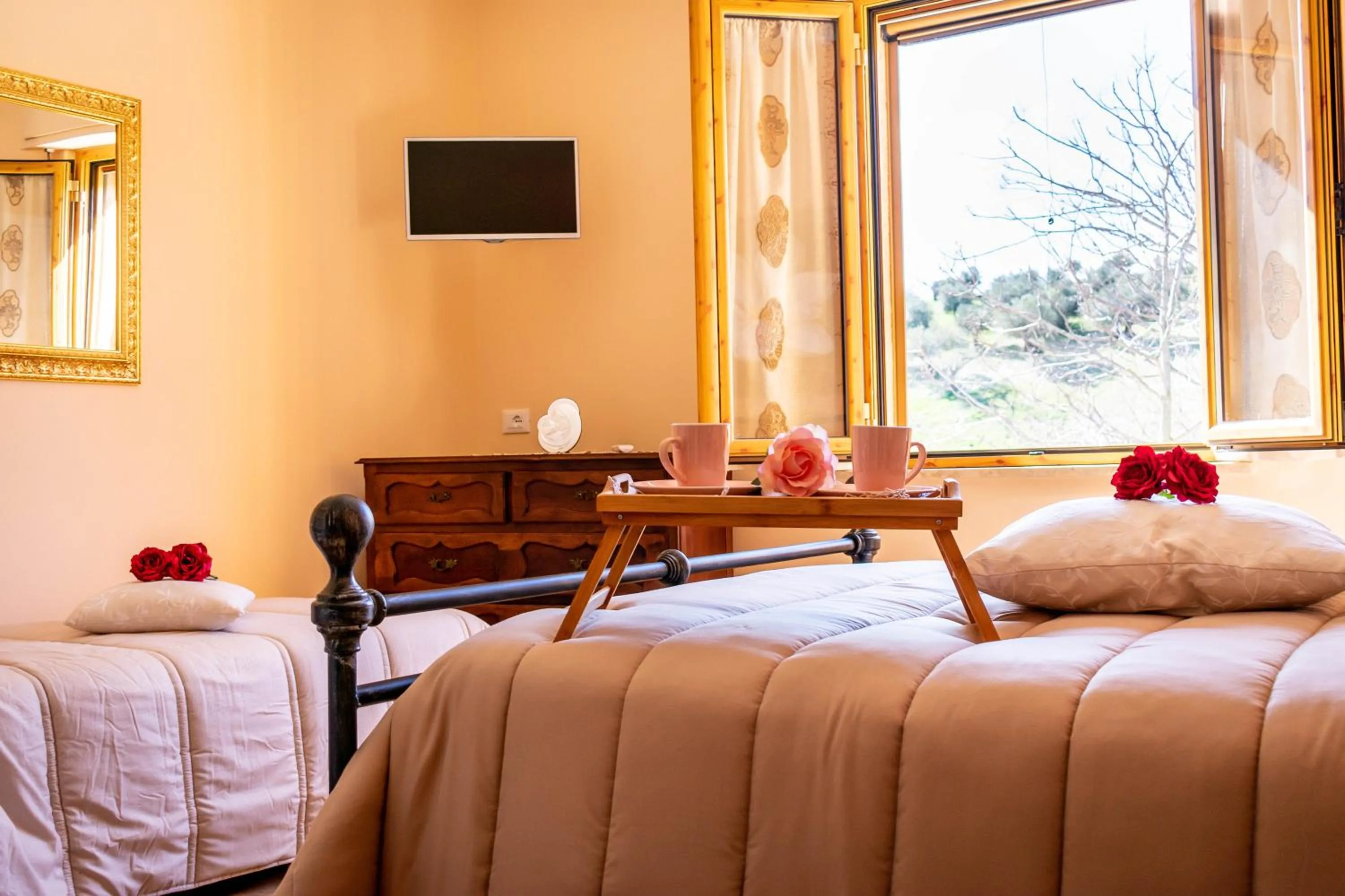 Photo of the whole room, Bed in La Casa del Nonno