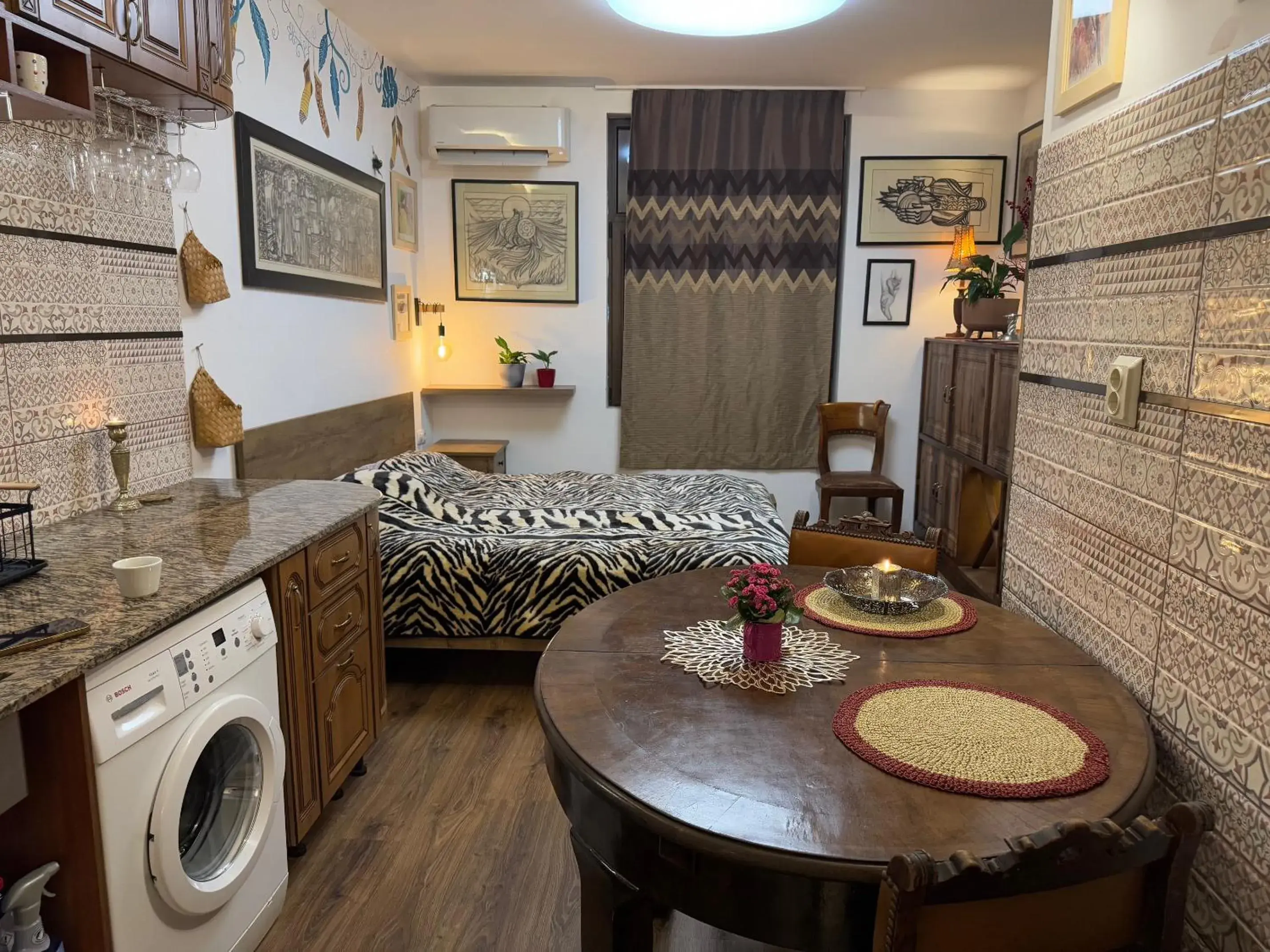 One-Bedroom Apartment with View in Mini Hotel-Bohemi One-Bedroom Apartment with View in Mini Hotel-Bohemi