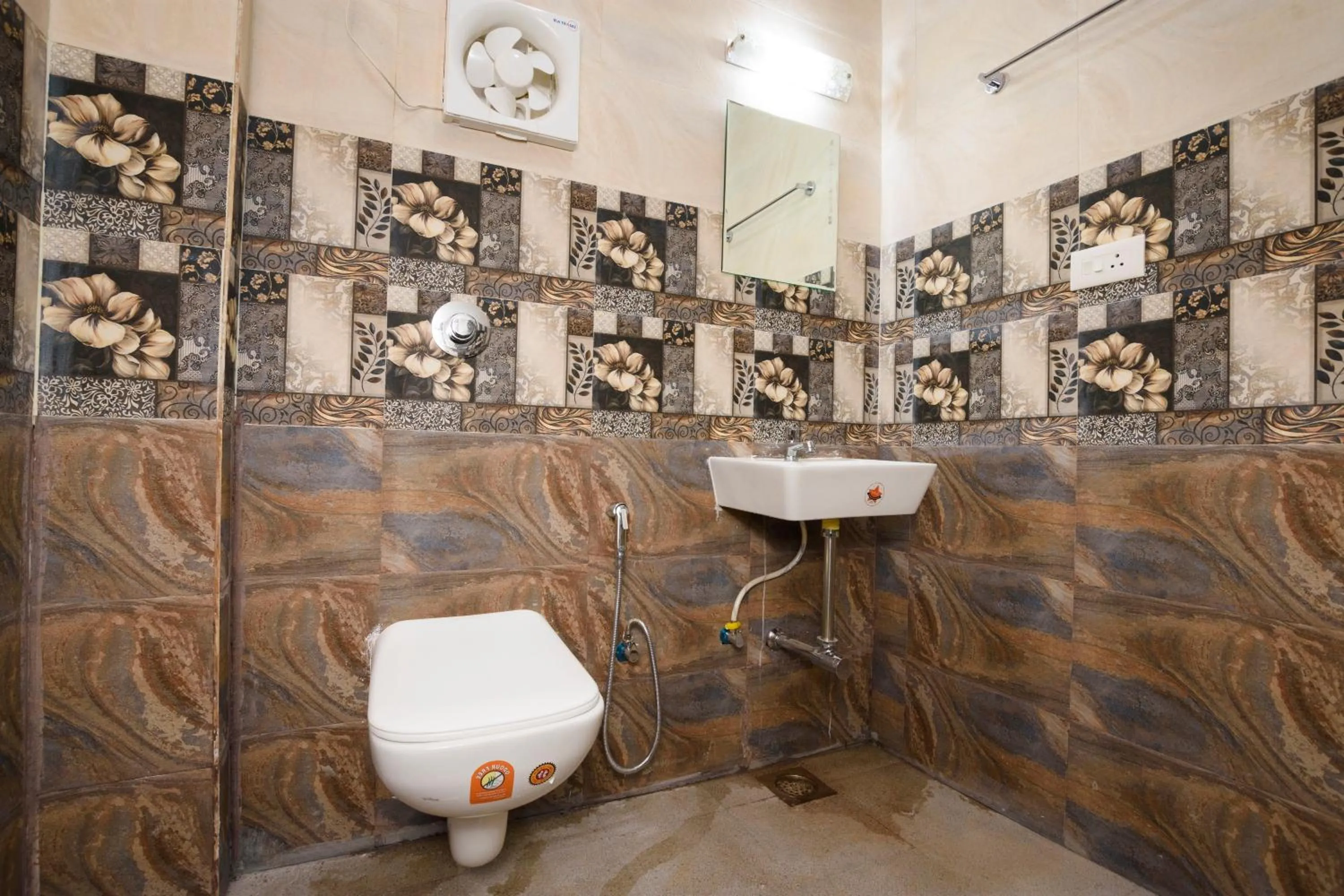 Bathroom in Casa Da Village Calangute Goa