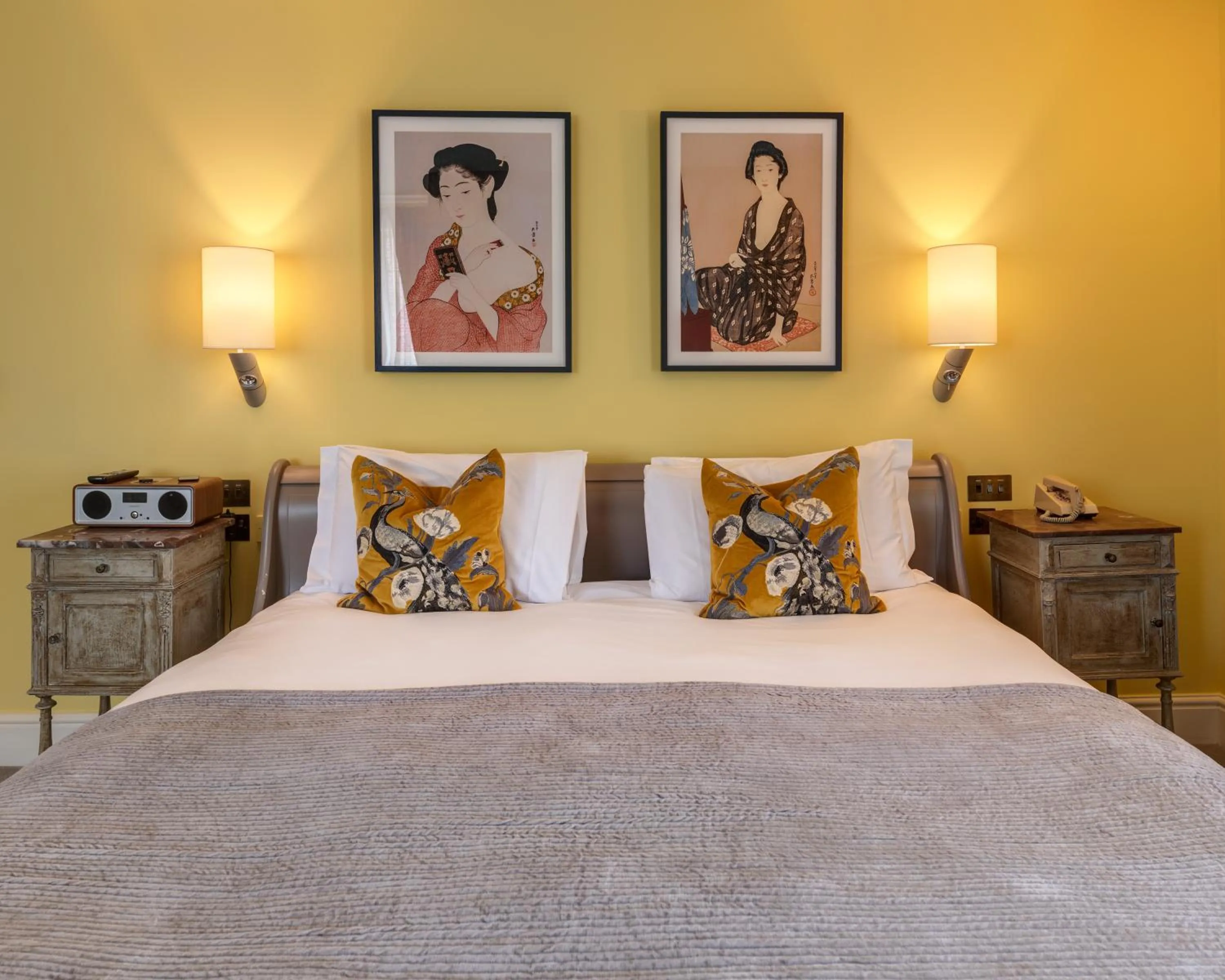 Bedroom, Bed in Southernhay House Hotel