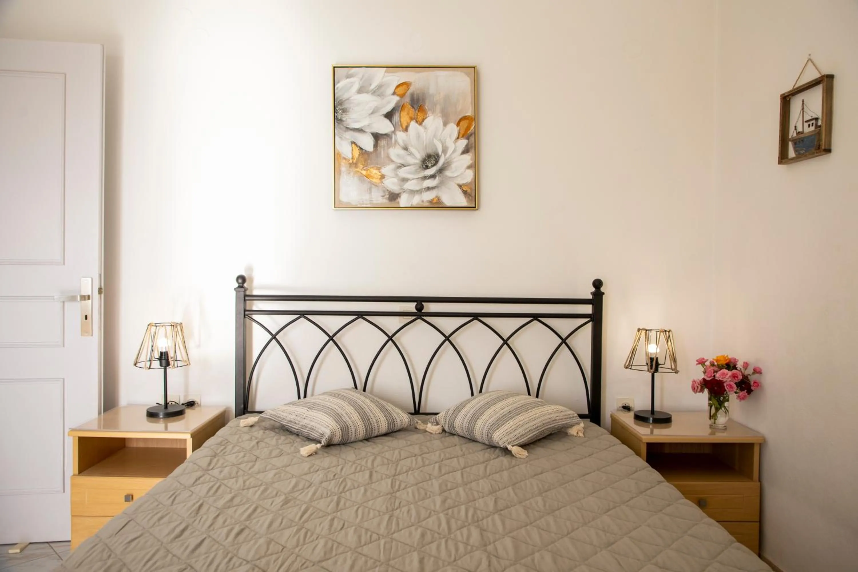 Bed in Sunrise Studios