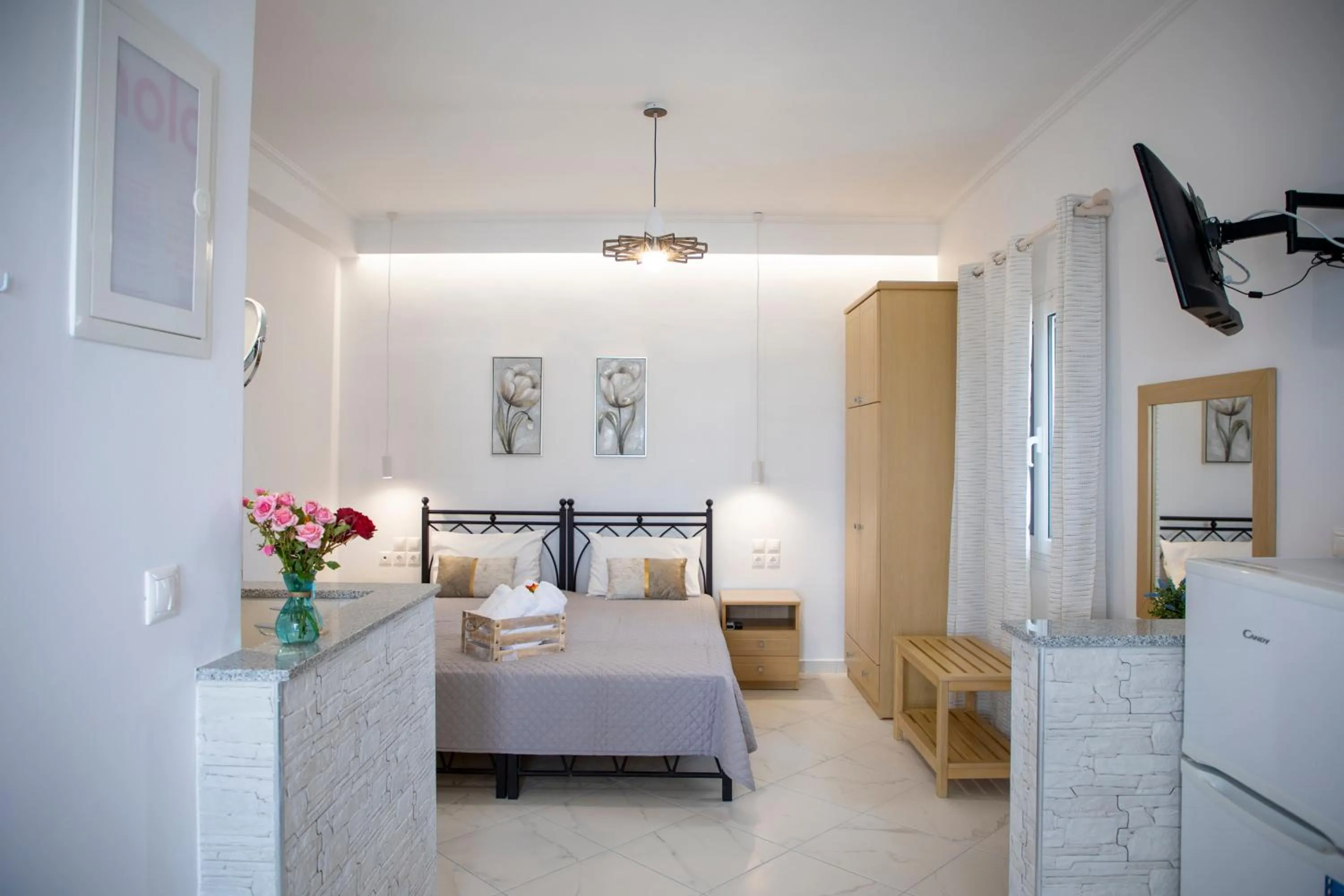 Bed in Sunrise Studios