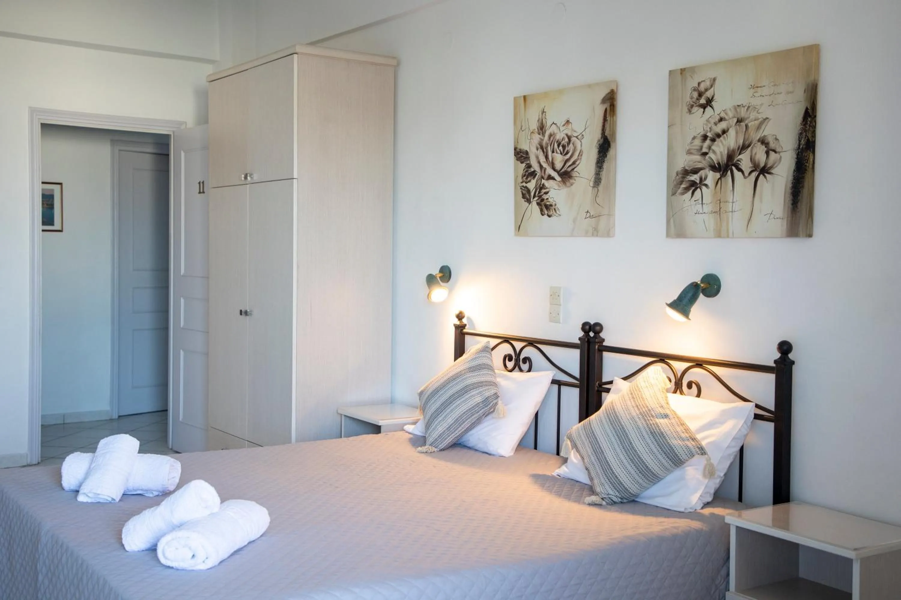 Bed in Sunrise Studios