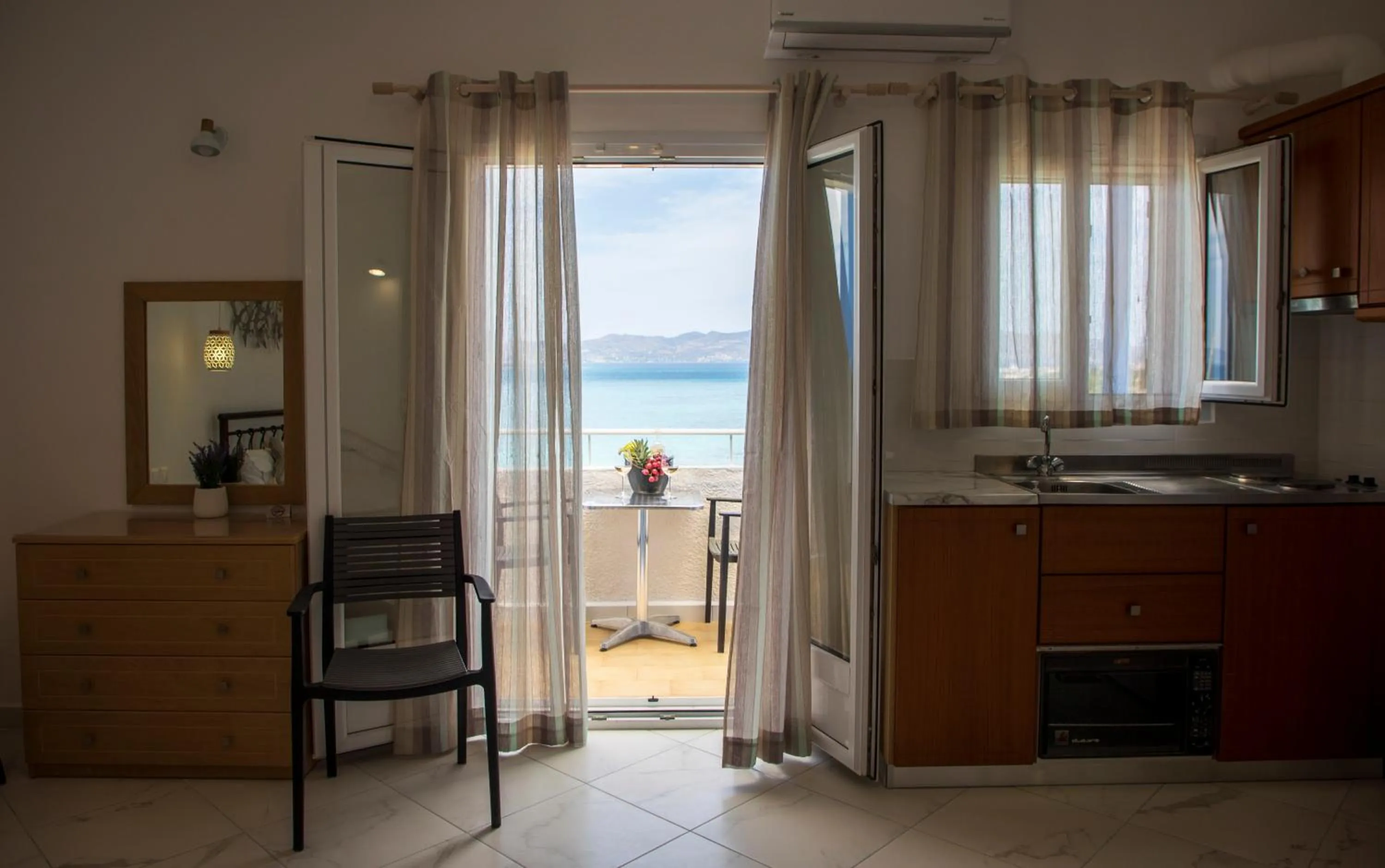 Balcony/Terrace in Sunrise Studios