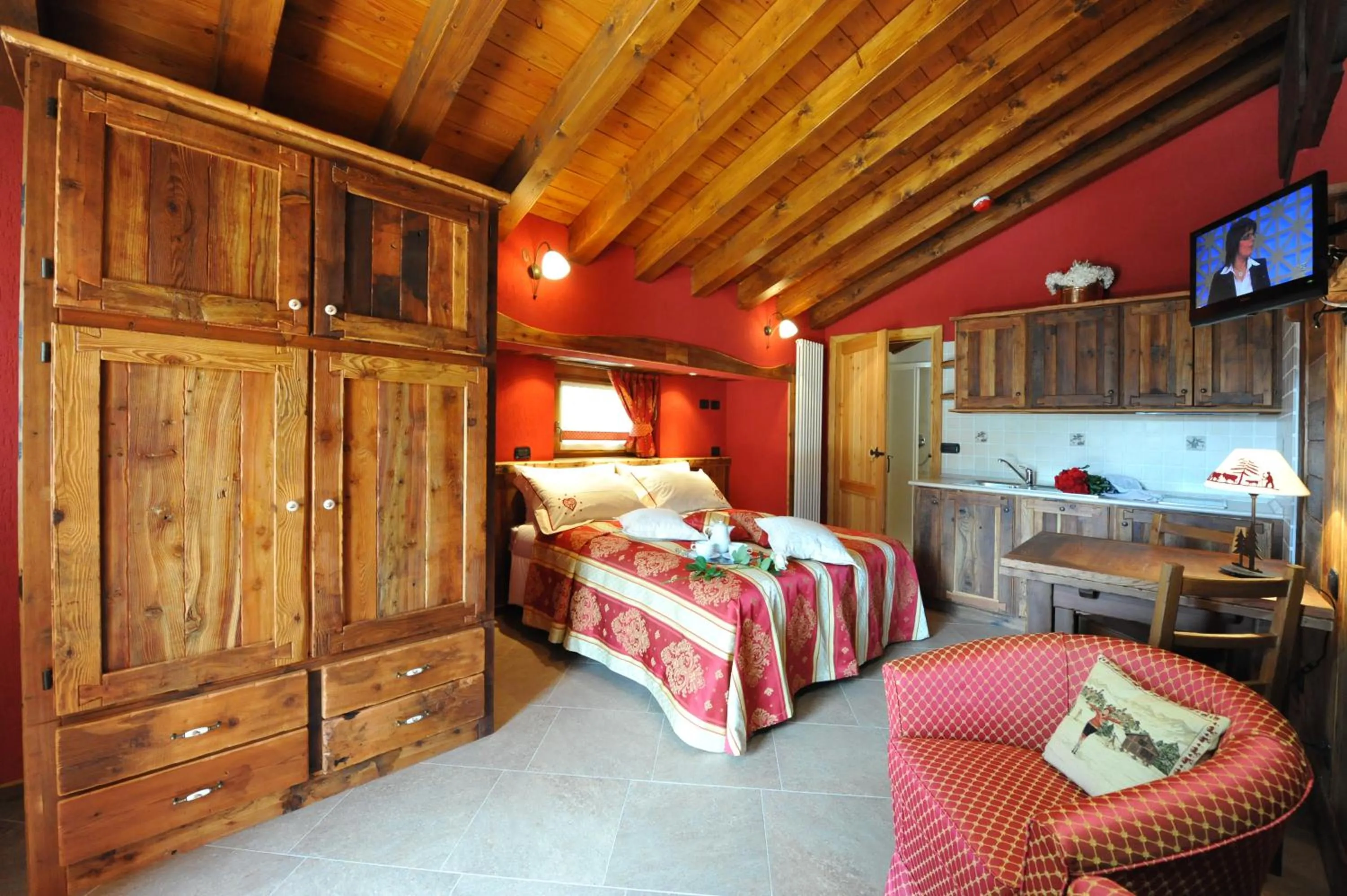 Photo of the whole room, Bed in Gresil Residence