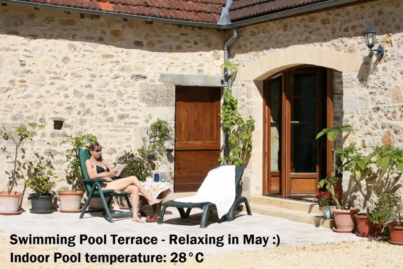 Balcony/Terrace in Hillside Park Dordogne