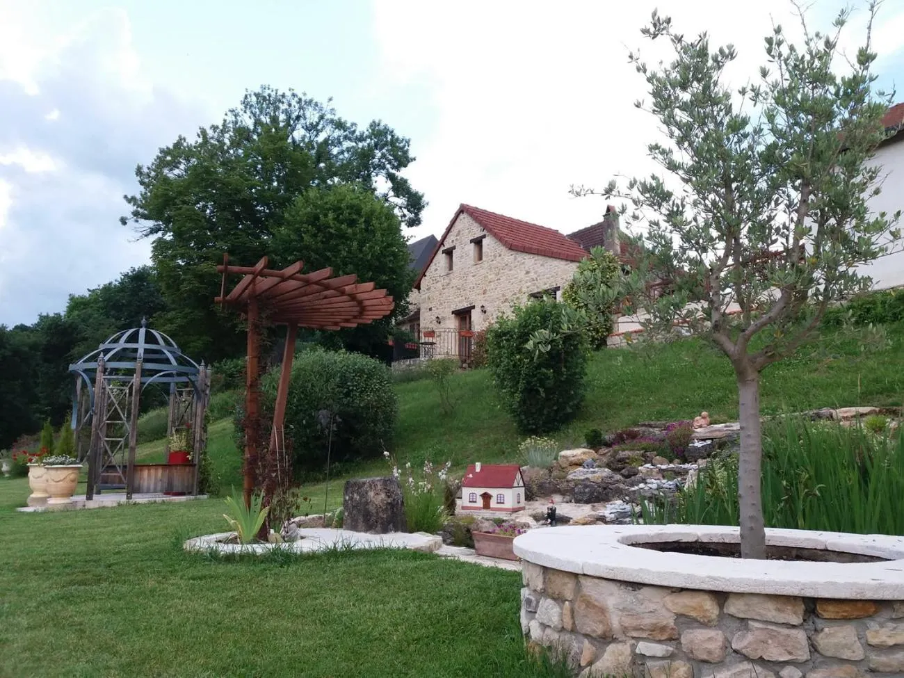 Spring in Hillside Park Dordogne