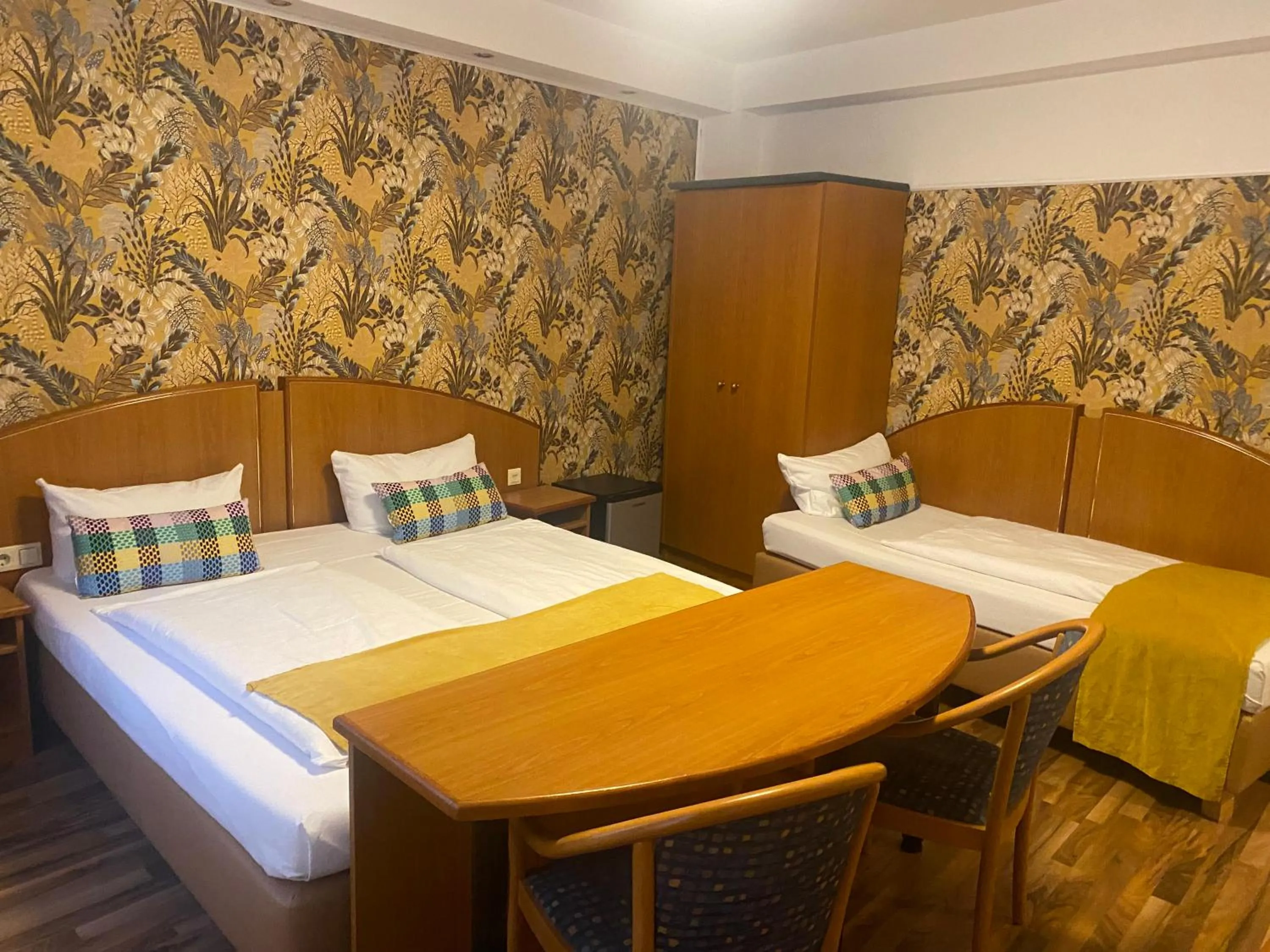 Bedroom, Bed in Hotel Condor