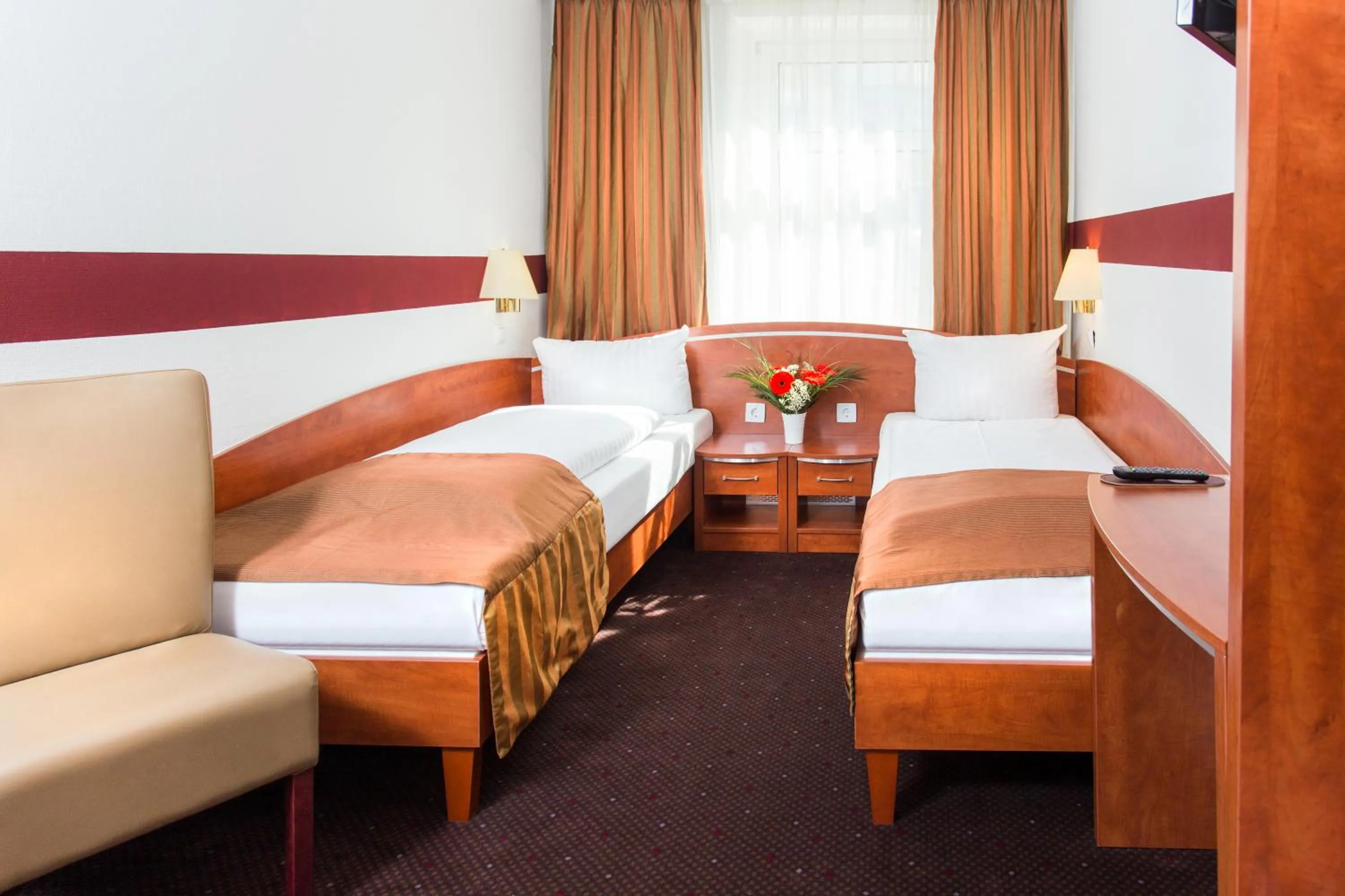 Bedroom, Bed in Hotel Condor