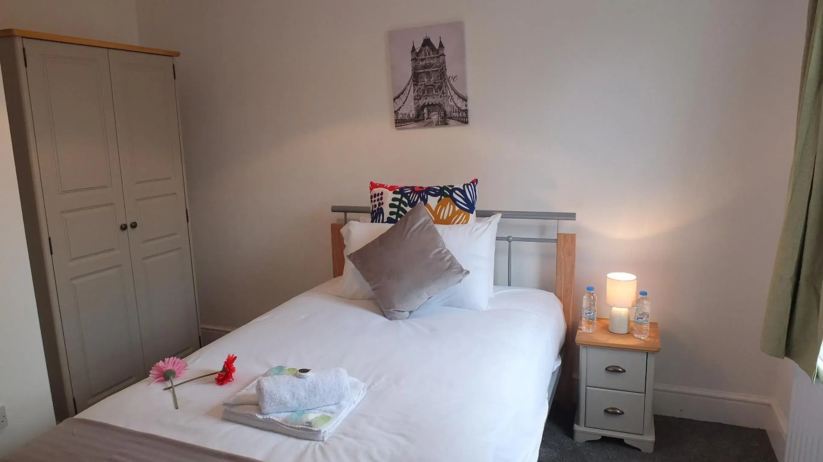 En-Suite Standard Room in The Mill Suites - Tas Accommodations En-Suite Standard Room in The Mill Suites - Tas Accommodations