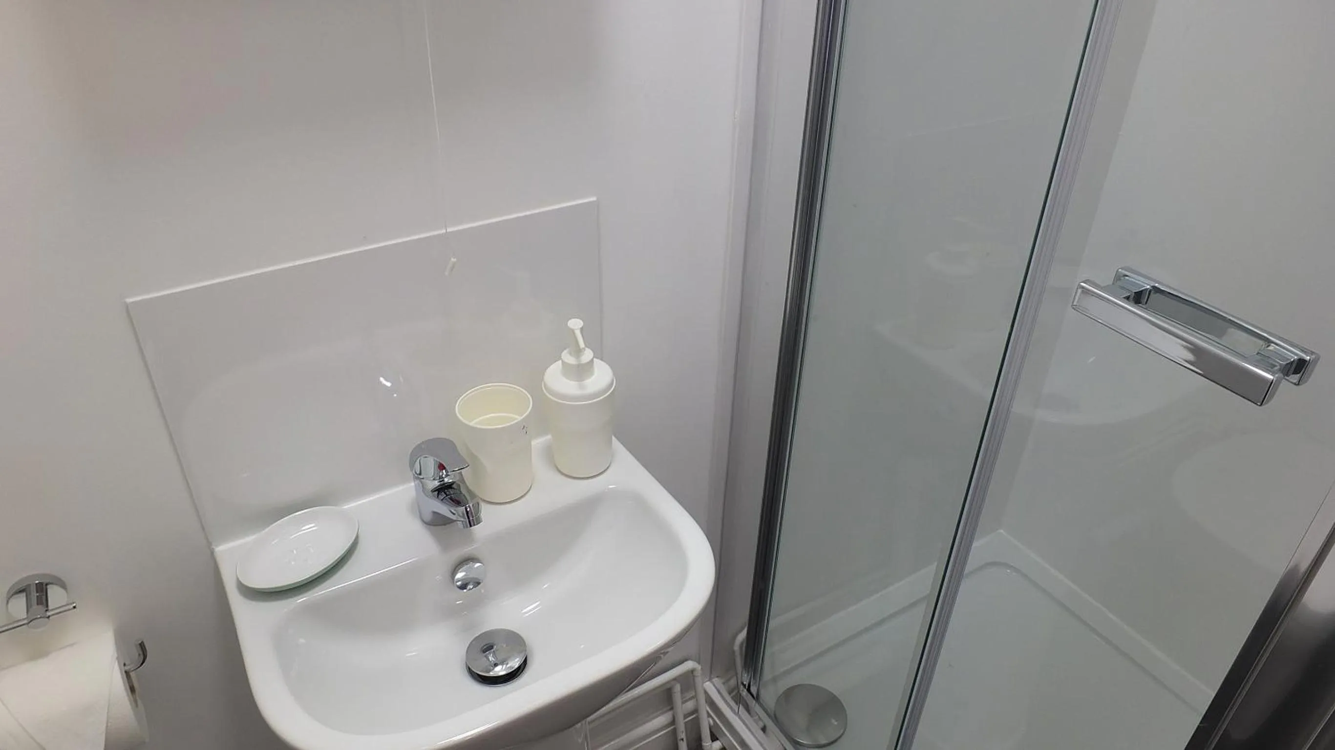 Shower in The Mill Suites - Tas Accommodations