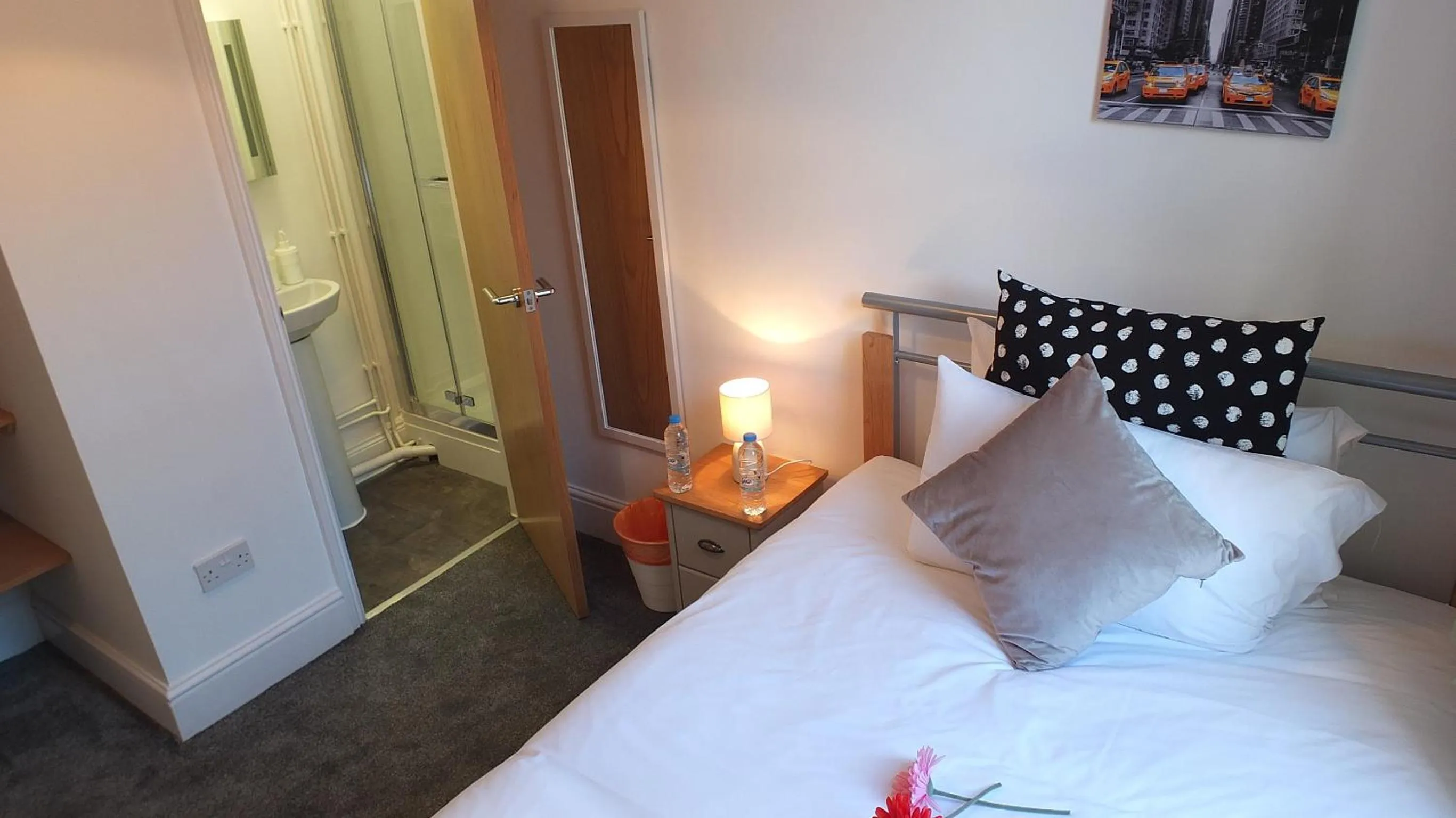 Bed in The Mill Suites - Tas Accommodations