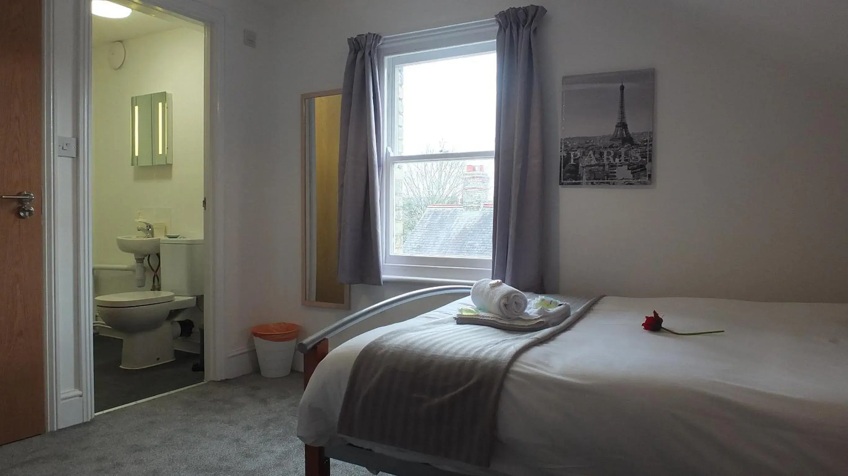 En-Suite Double Loft Room in The Mill Suites - Tas Accommodations En-Suite Double Loft Room in The Mill Suites - Tas Accommodations