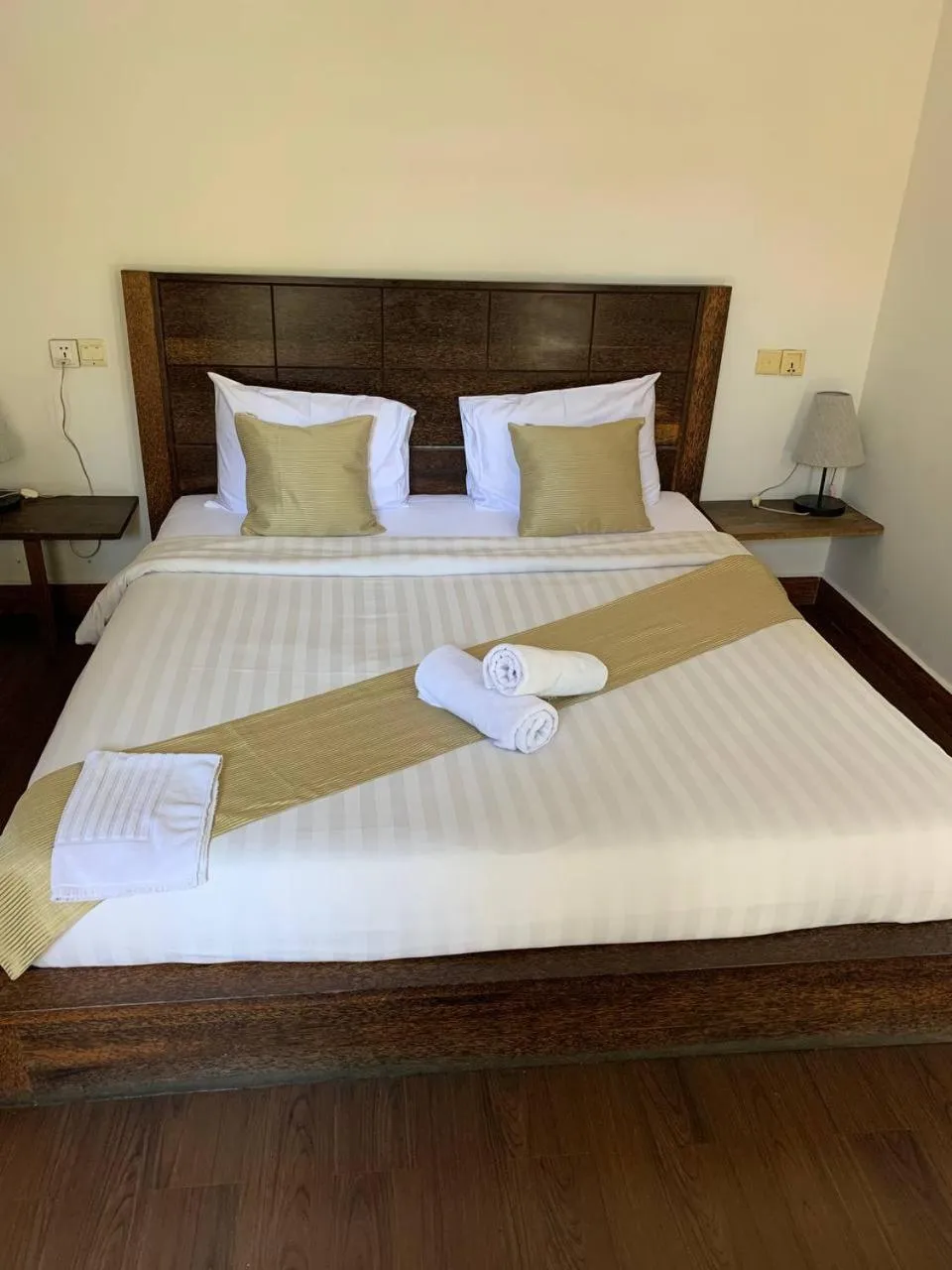 Bedroom, Bed in Suite Home Boutique Hotel