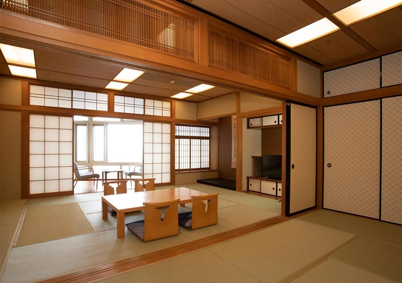 Photo of the whole room in Atagawa Heights