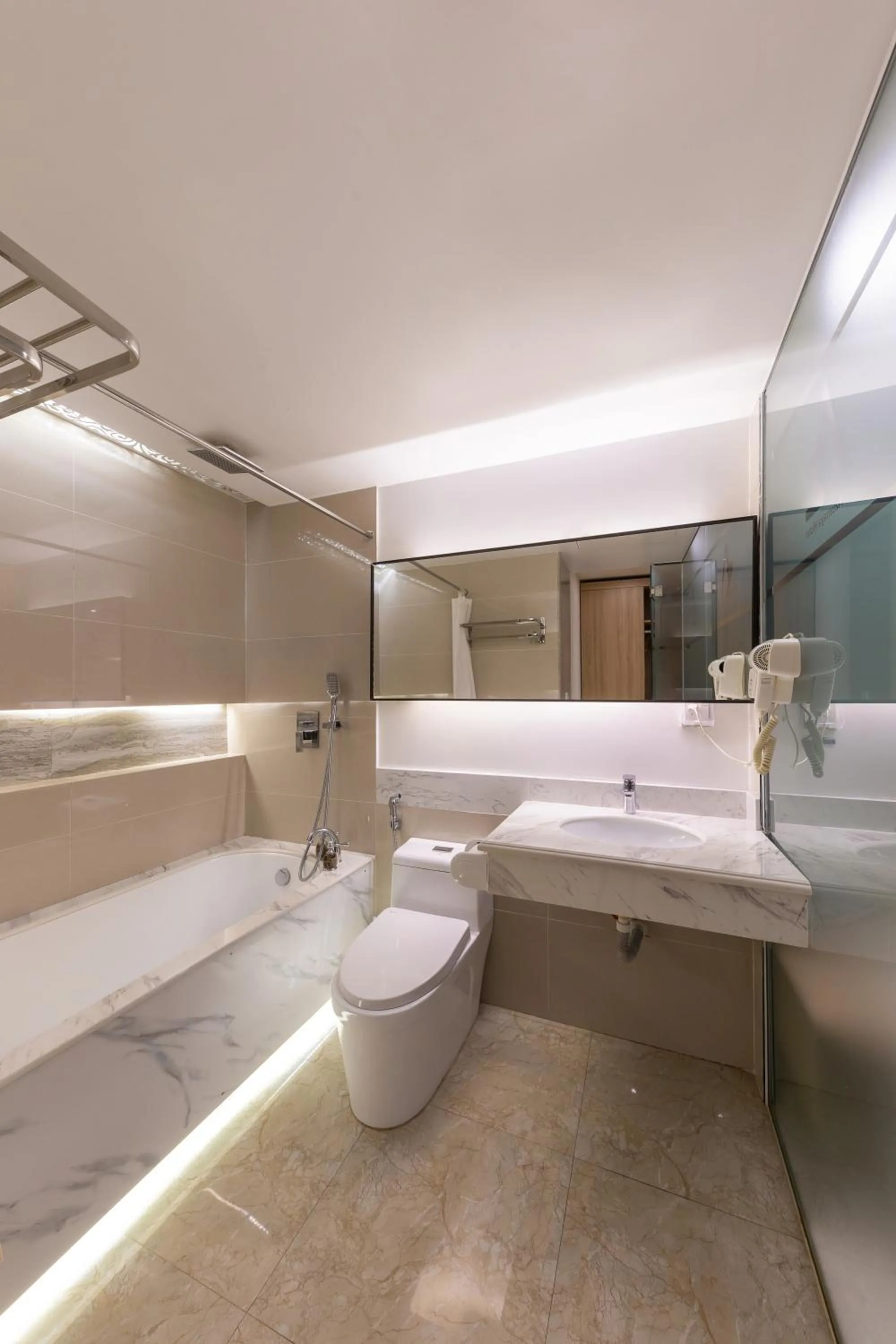 Shower in Azumaya Hotel Hai Phong