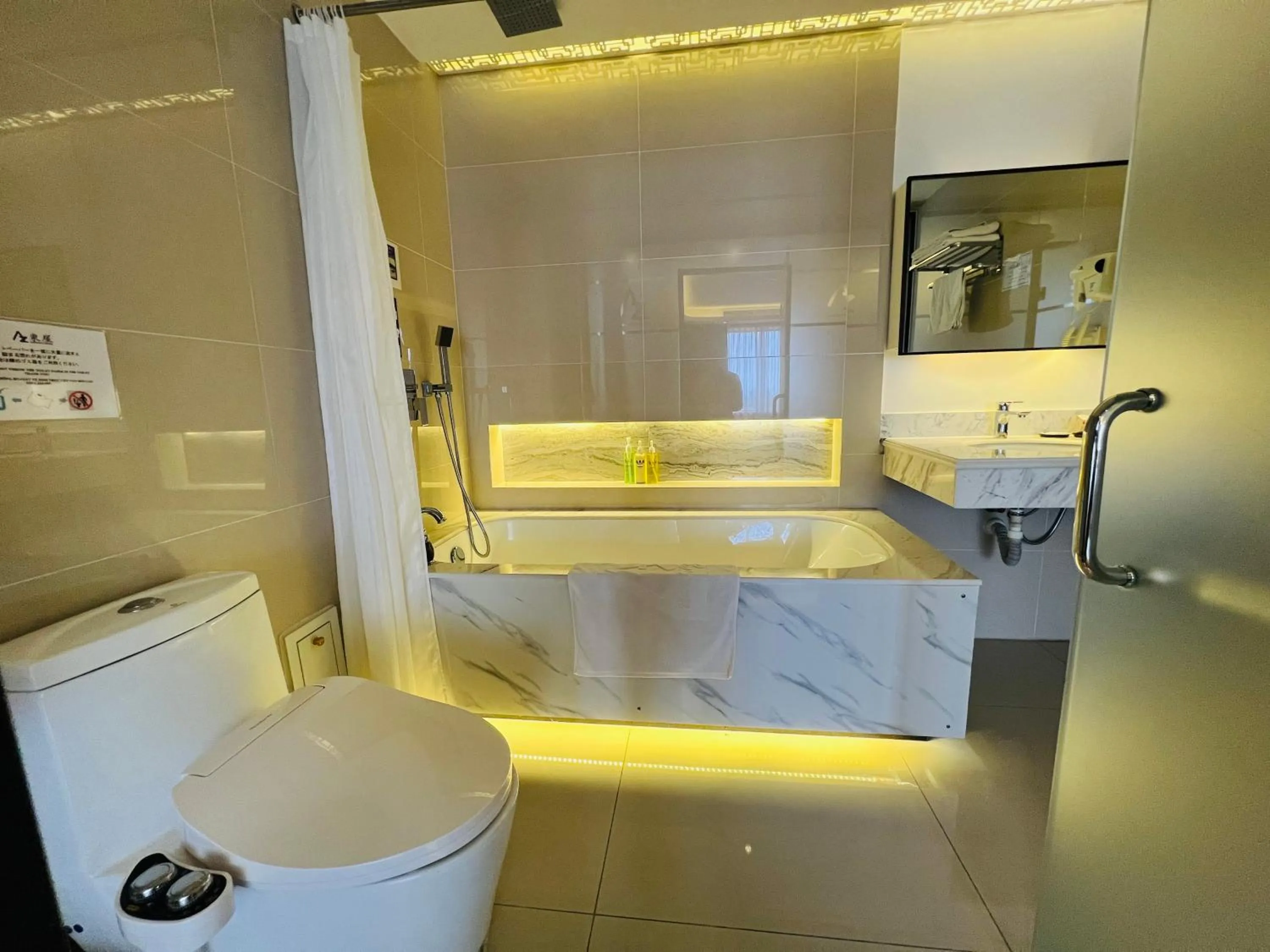 Azumaya Hotel Hai Phong