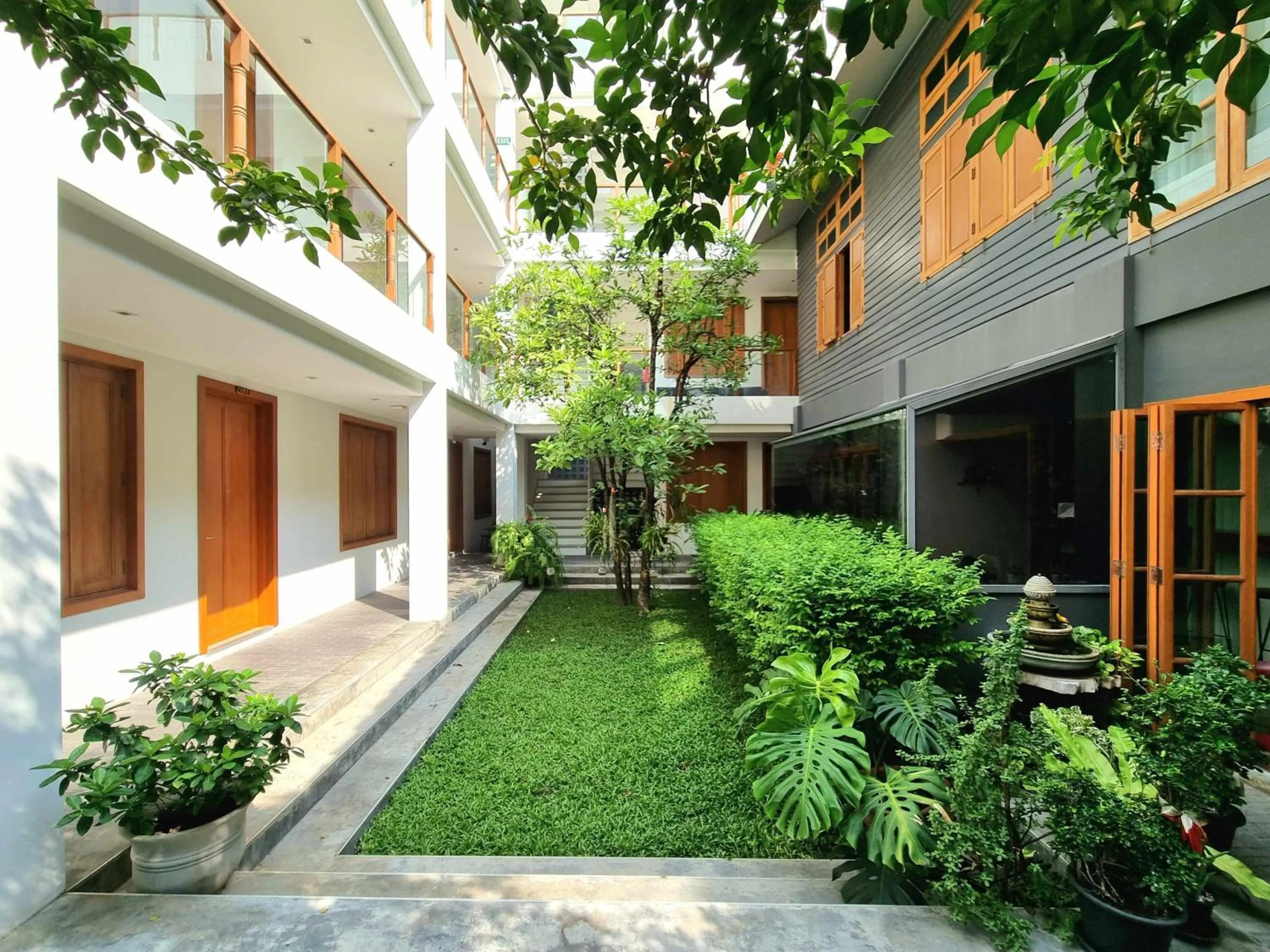 Property building in Vali Villa Bangkok